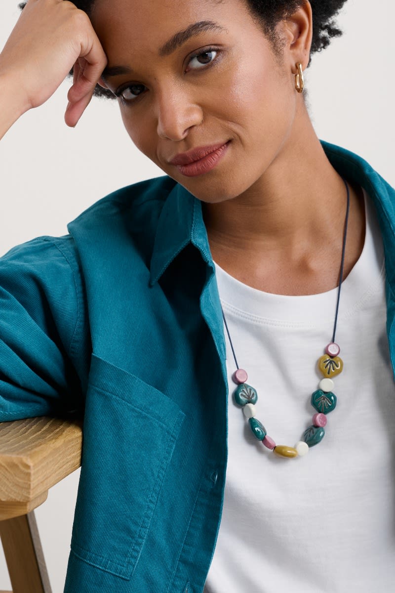 Picture Leaf-Shaped Beaded Necklace