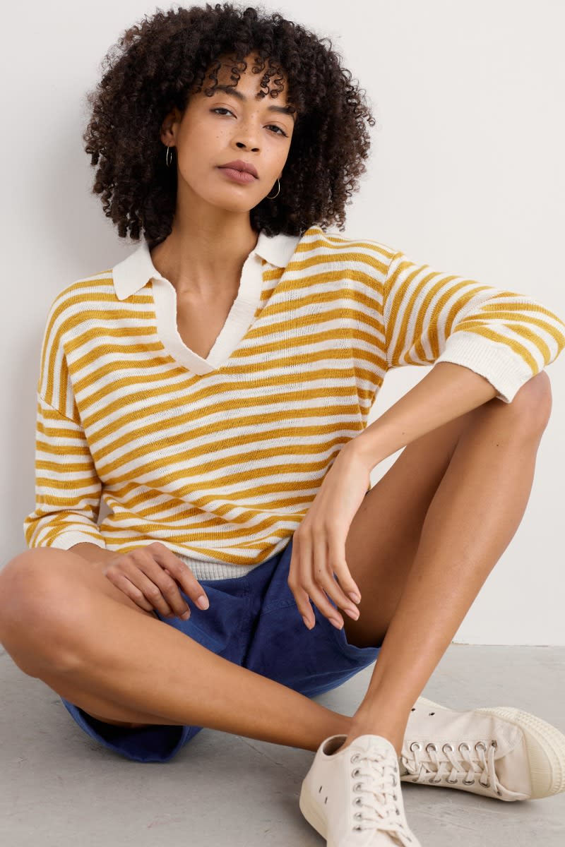 Gwynver Lightweight V-Neck Collared Jumper
