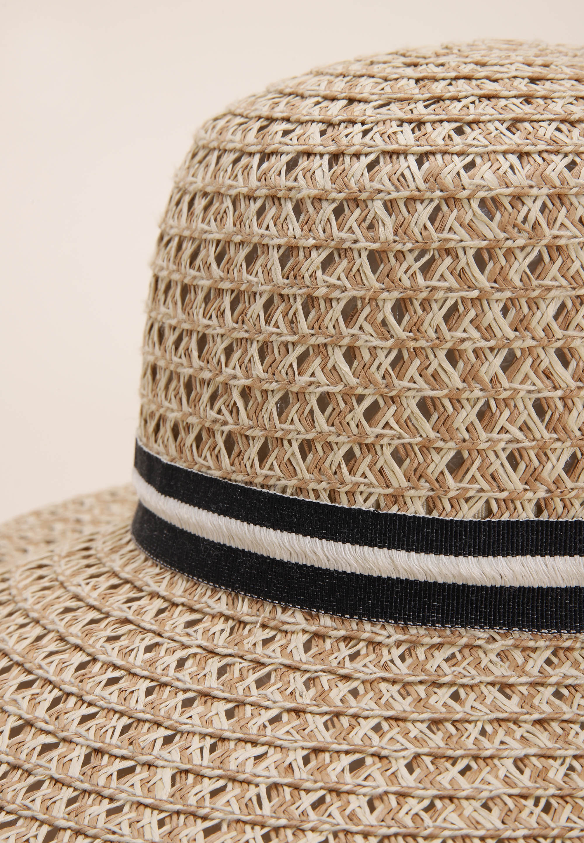 Womens Straw Large Brim Sun Hat