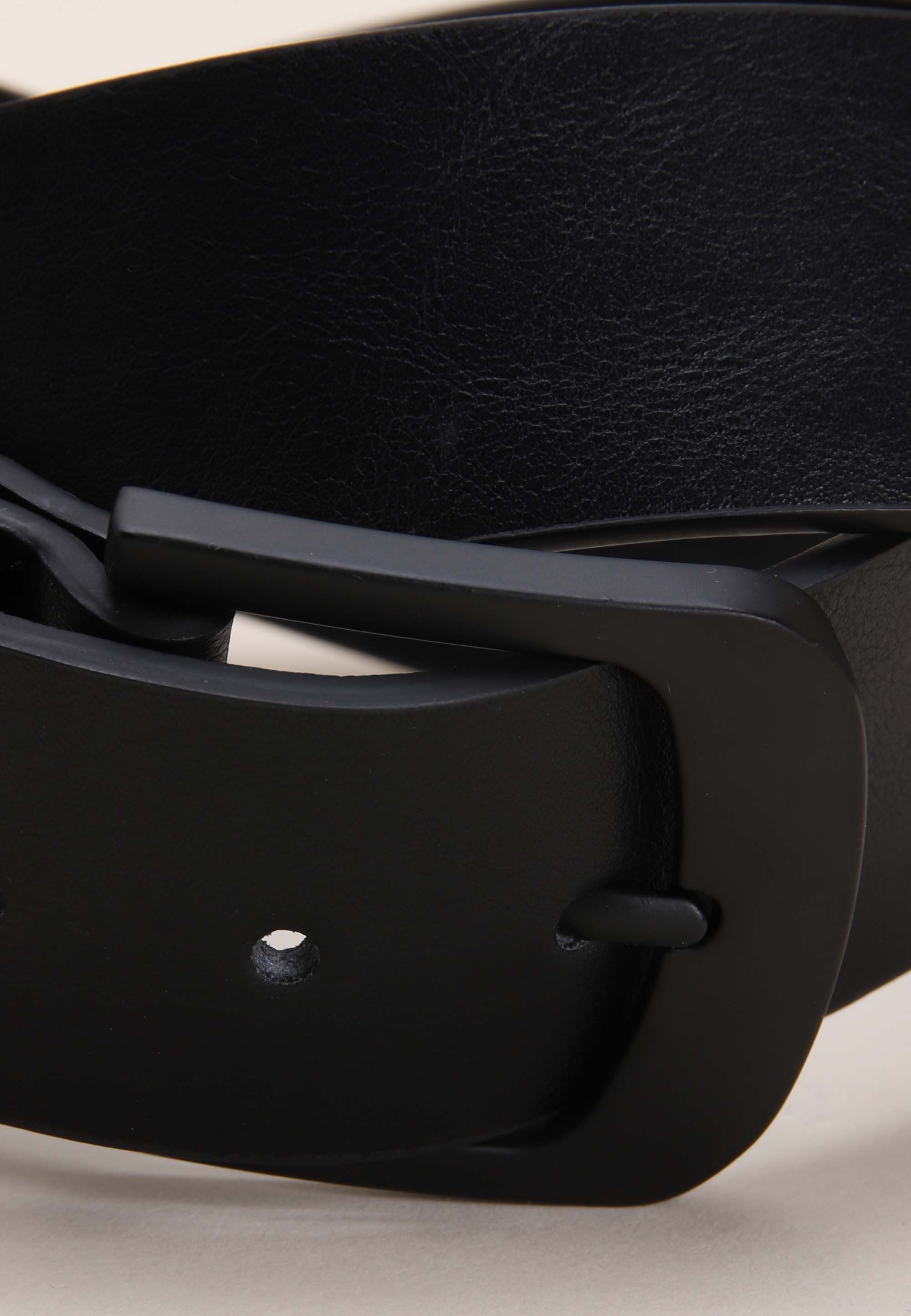 Mens Black Matte Buckle Belt