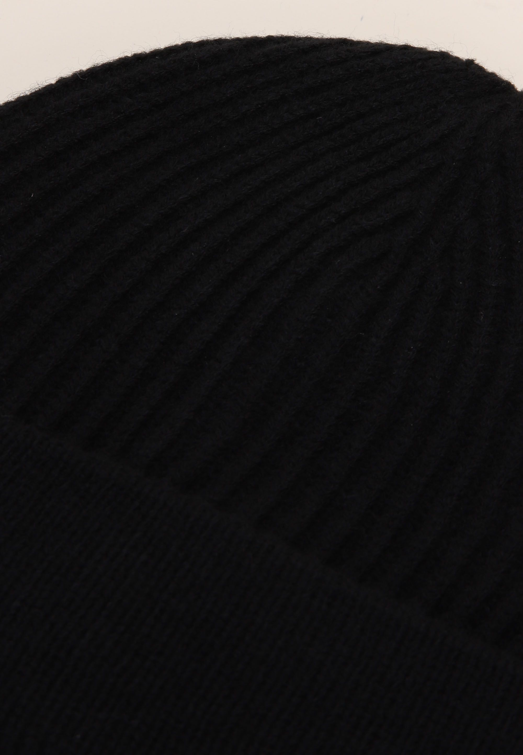 Mens Black Plain Supersoft Ribbed Beanie