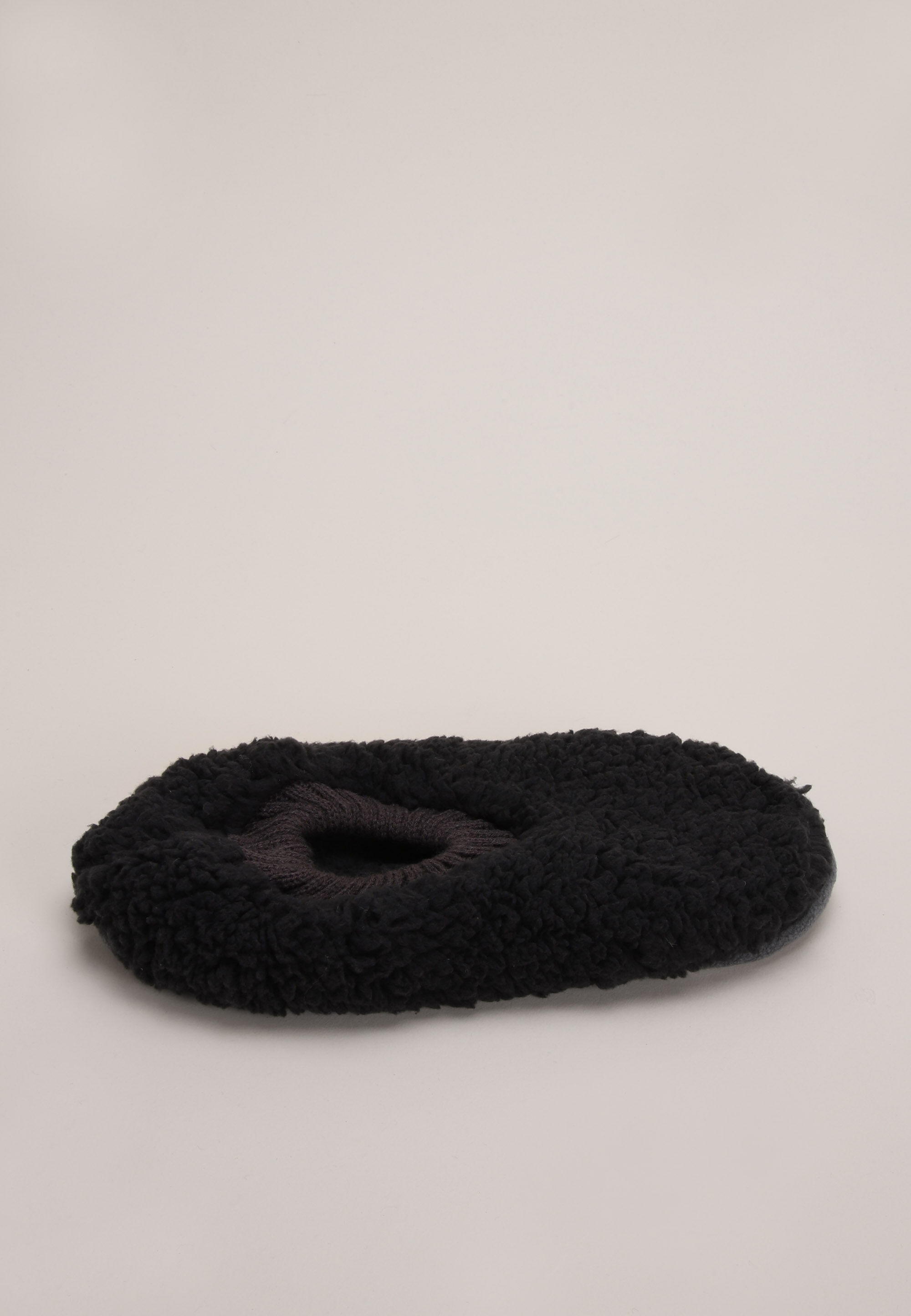 Mens Black Supersoft Fleece Slipper Socks