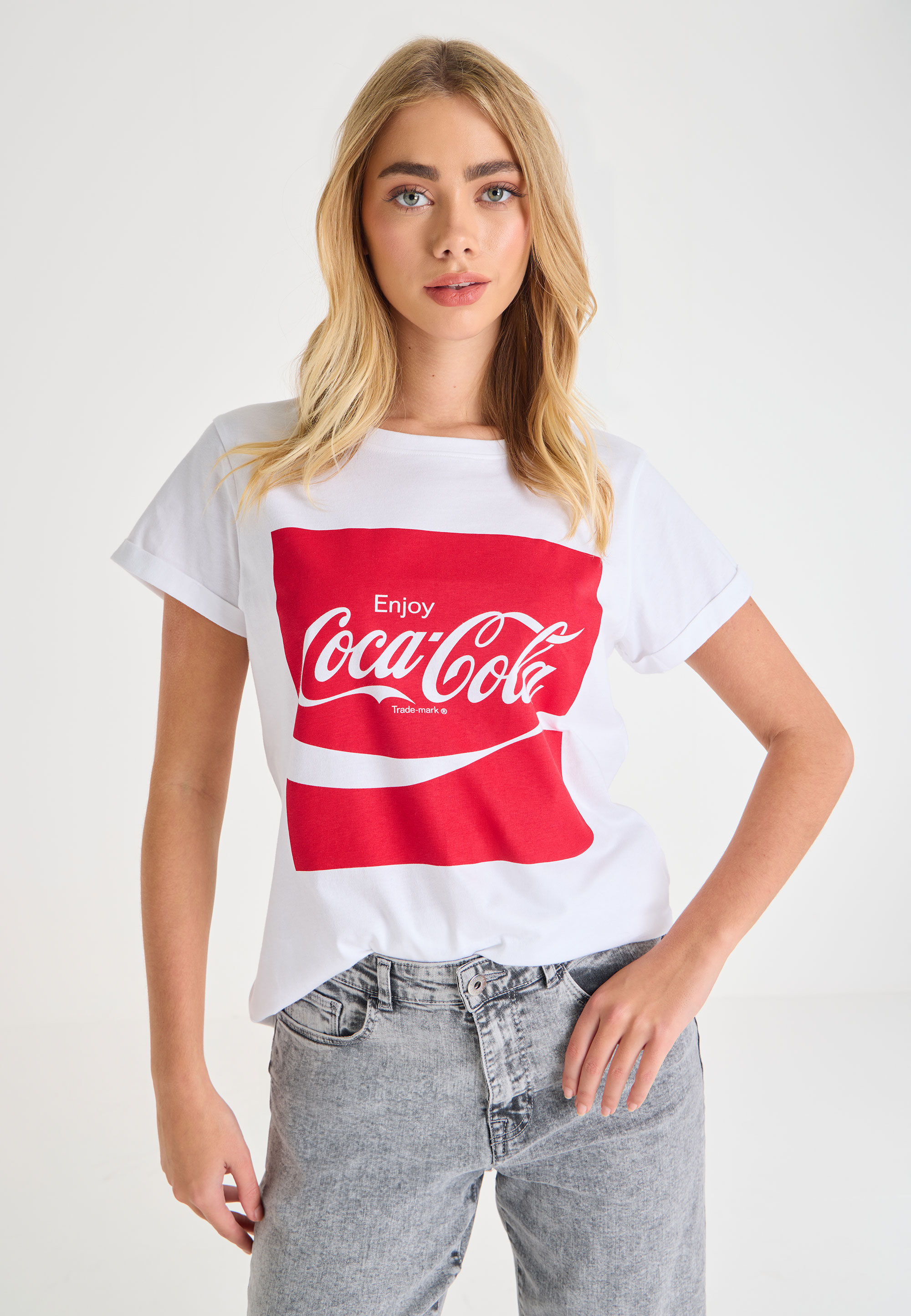 Womens White & Red Coca Cola Graphic T-Shirt