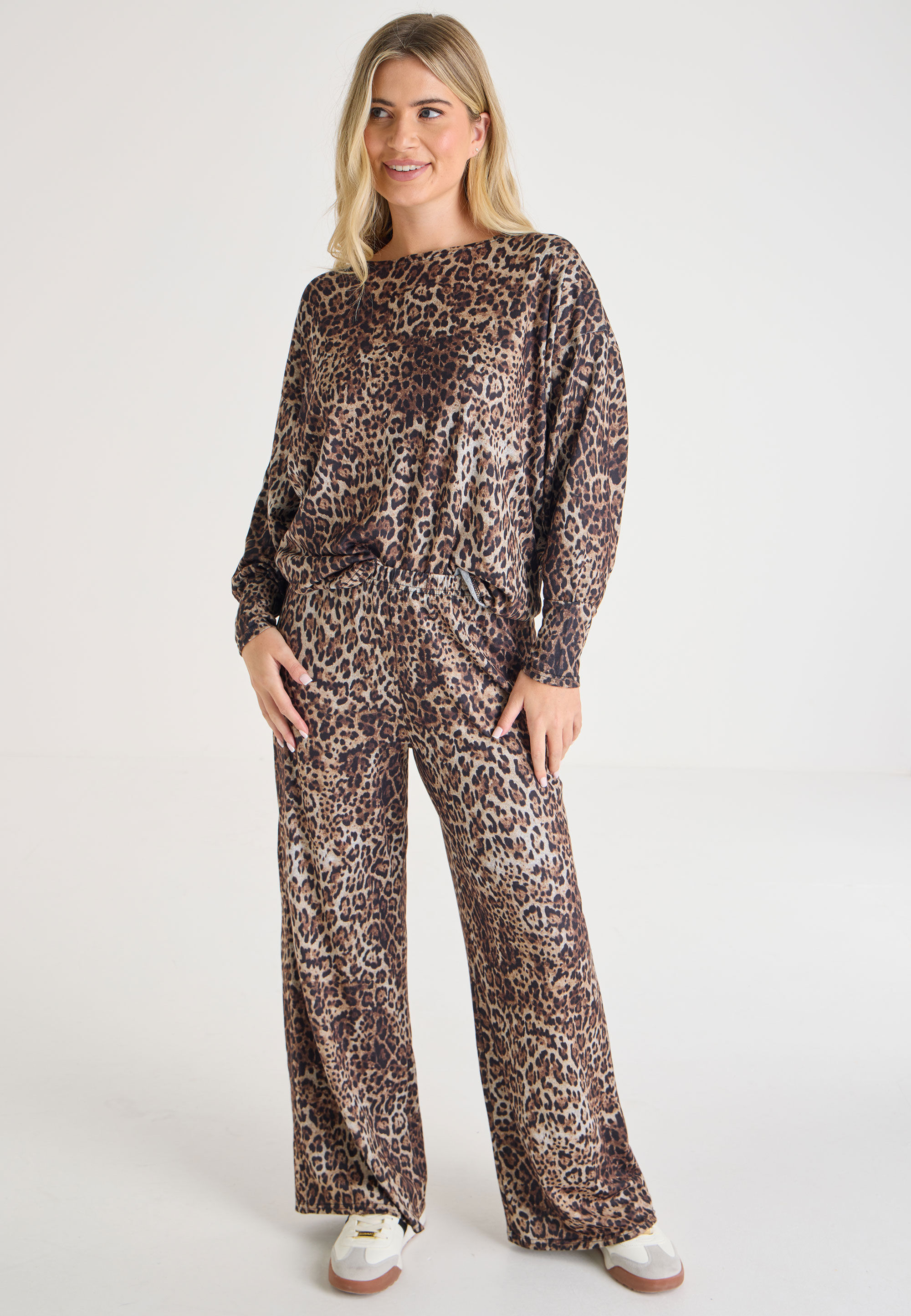 Womens Brown Leopard Print Cosy Batwing Sleeve Top