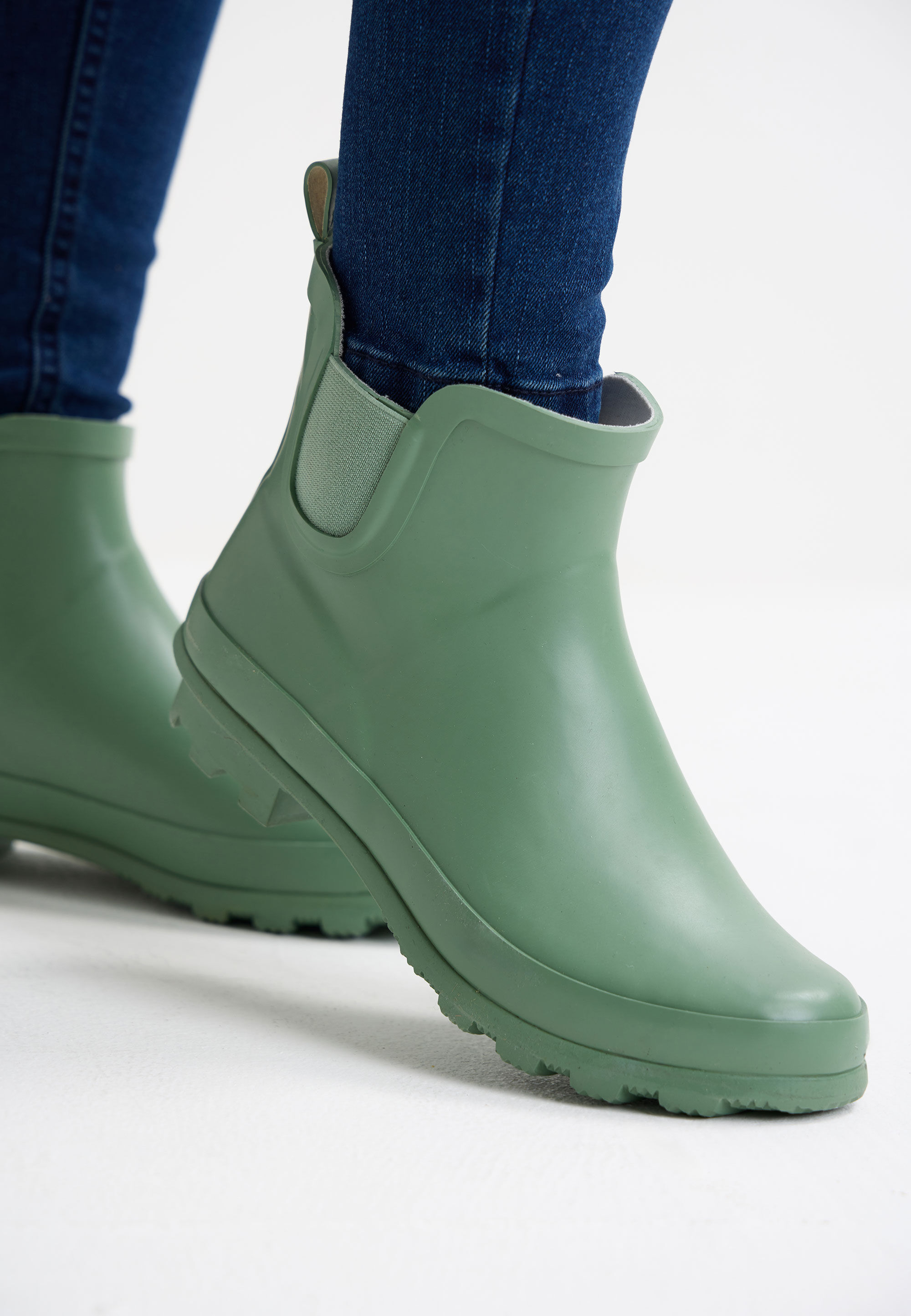 Womens Sage Plain Short Wellie Boots
