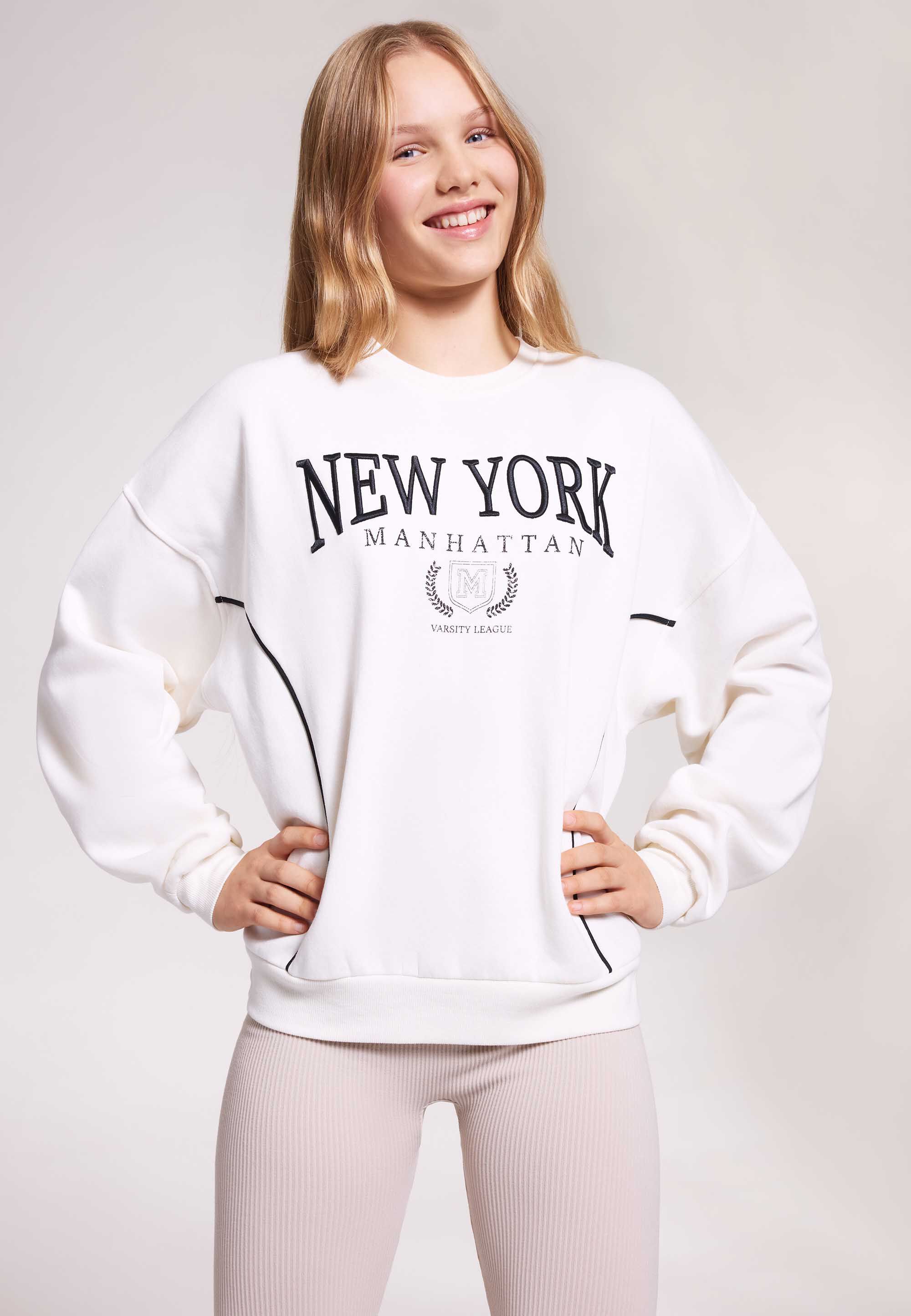 Older Girls Cream Piped Slogan Sweatshirt