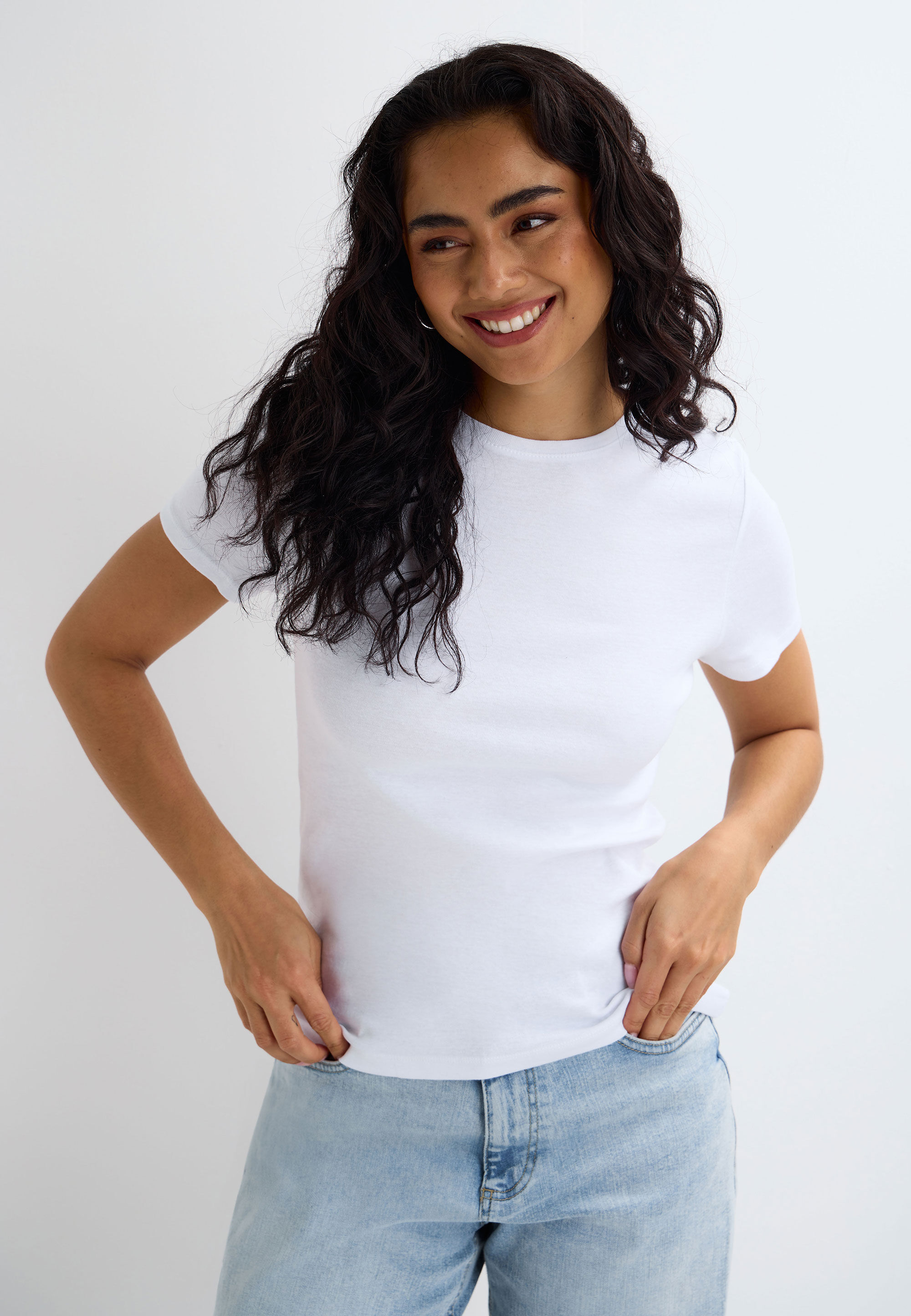 Womens White Plain Fitted Crew Neck Top