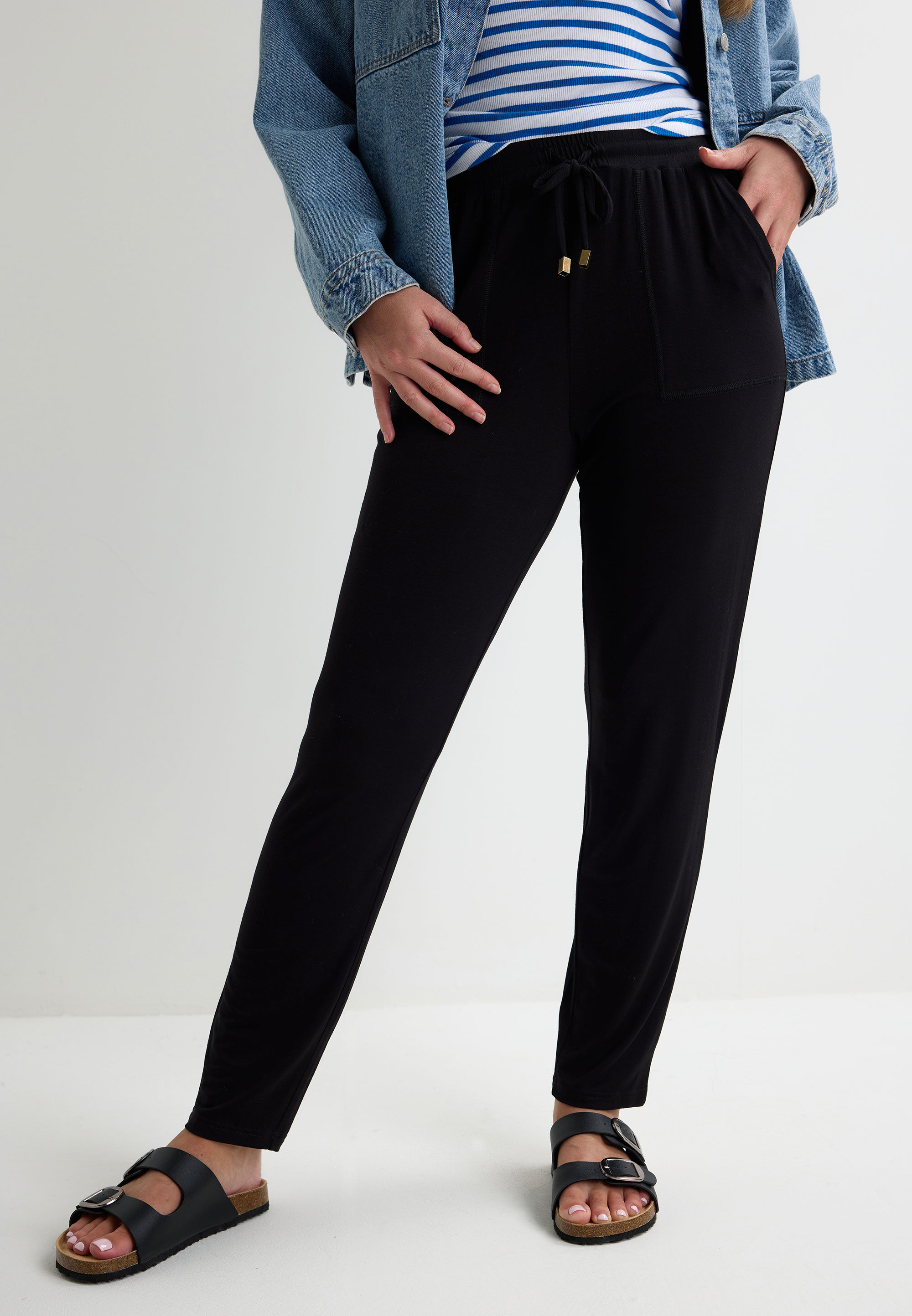 Womens Plain Black Relaxed Slim Trousers