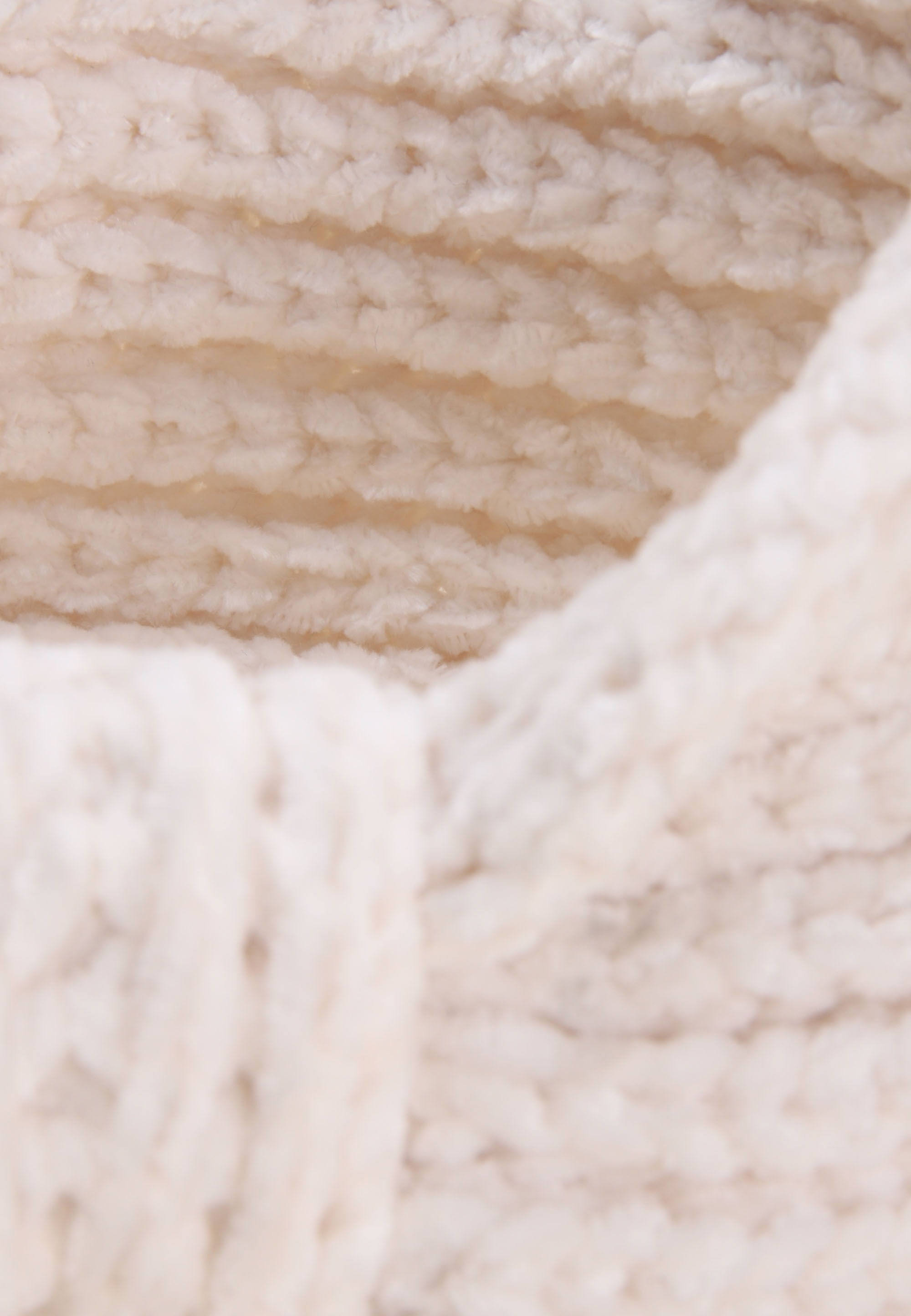 Younger Girls Cream Chenille Headband