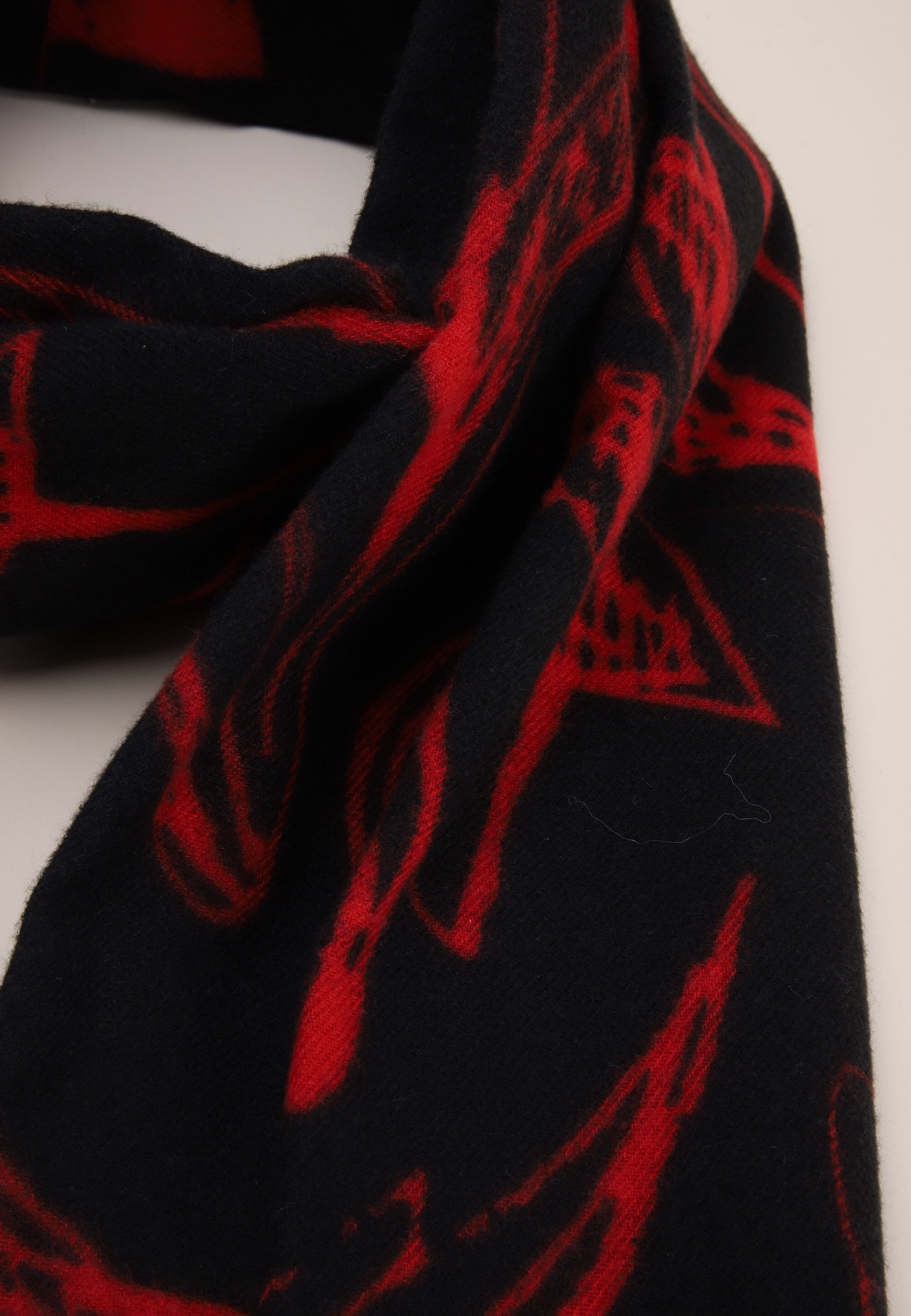 Womens Black & Red Floral Print Mid Weight Scarf
