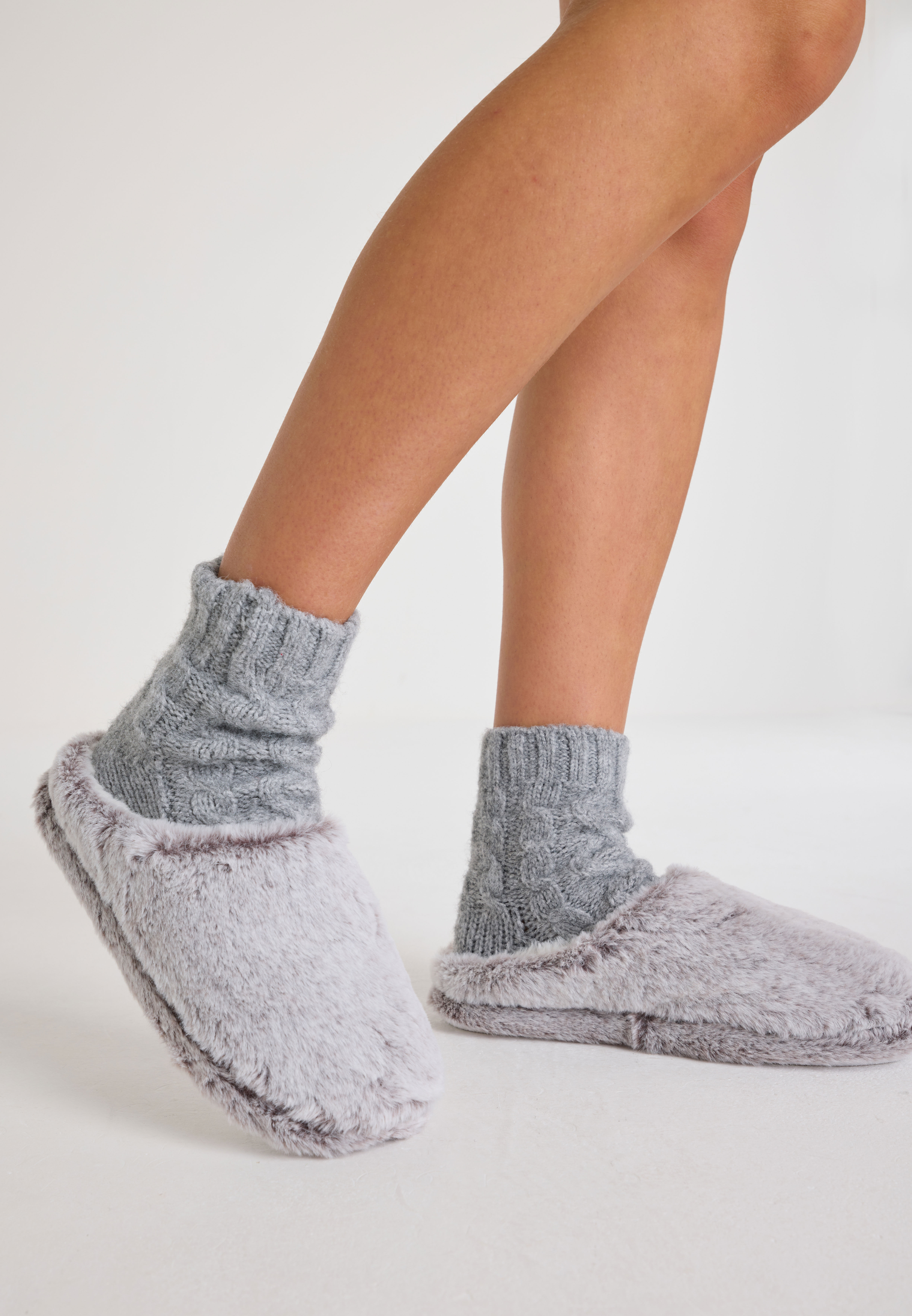 Womens Grey Fluffy Mule Slipper
