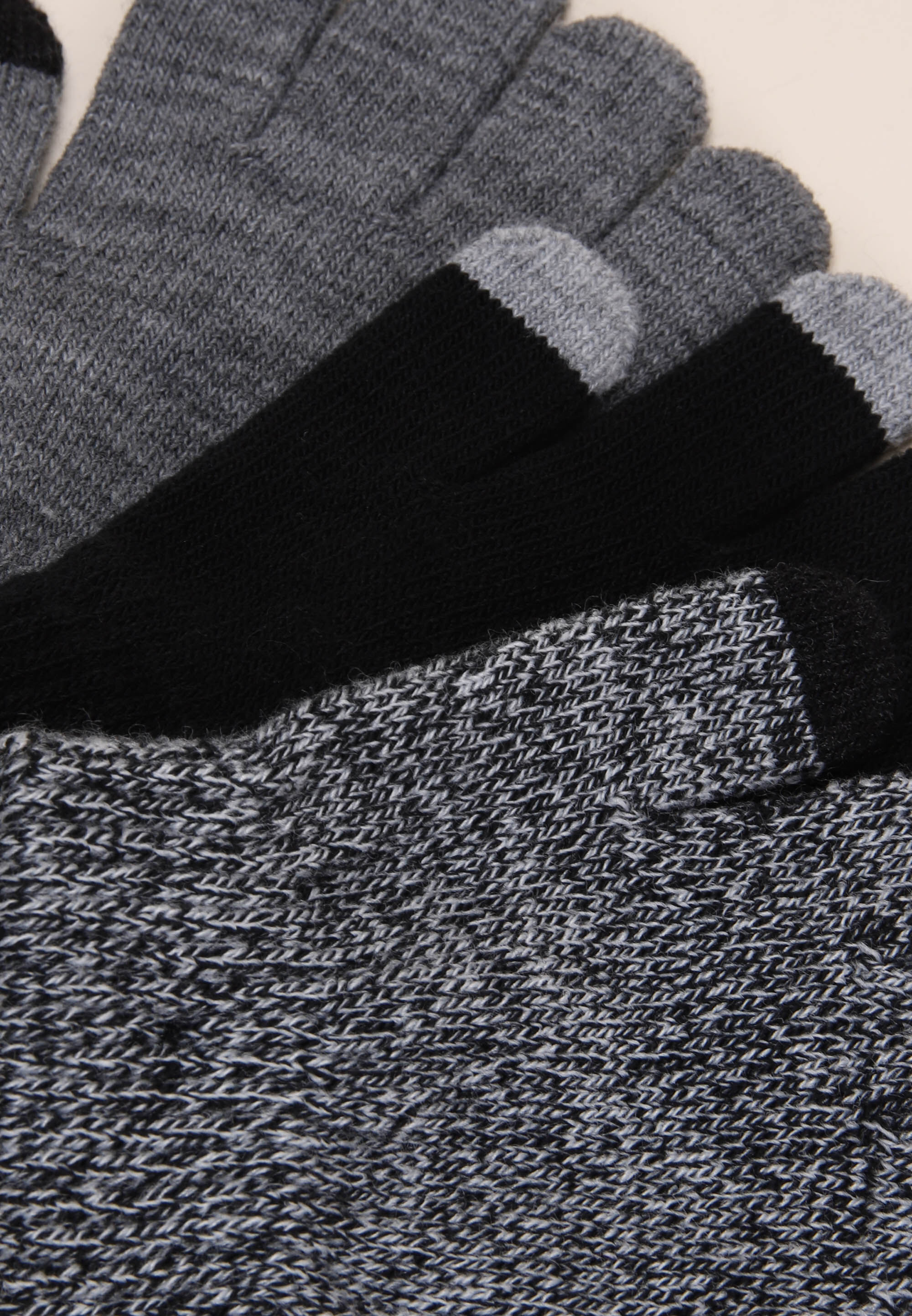 Older Boys 3pk Black & Grey Touchscreen Magic Gloves