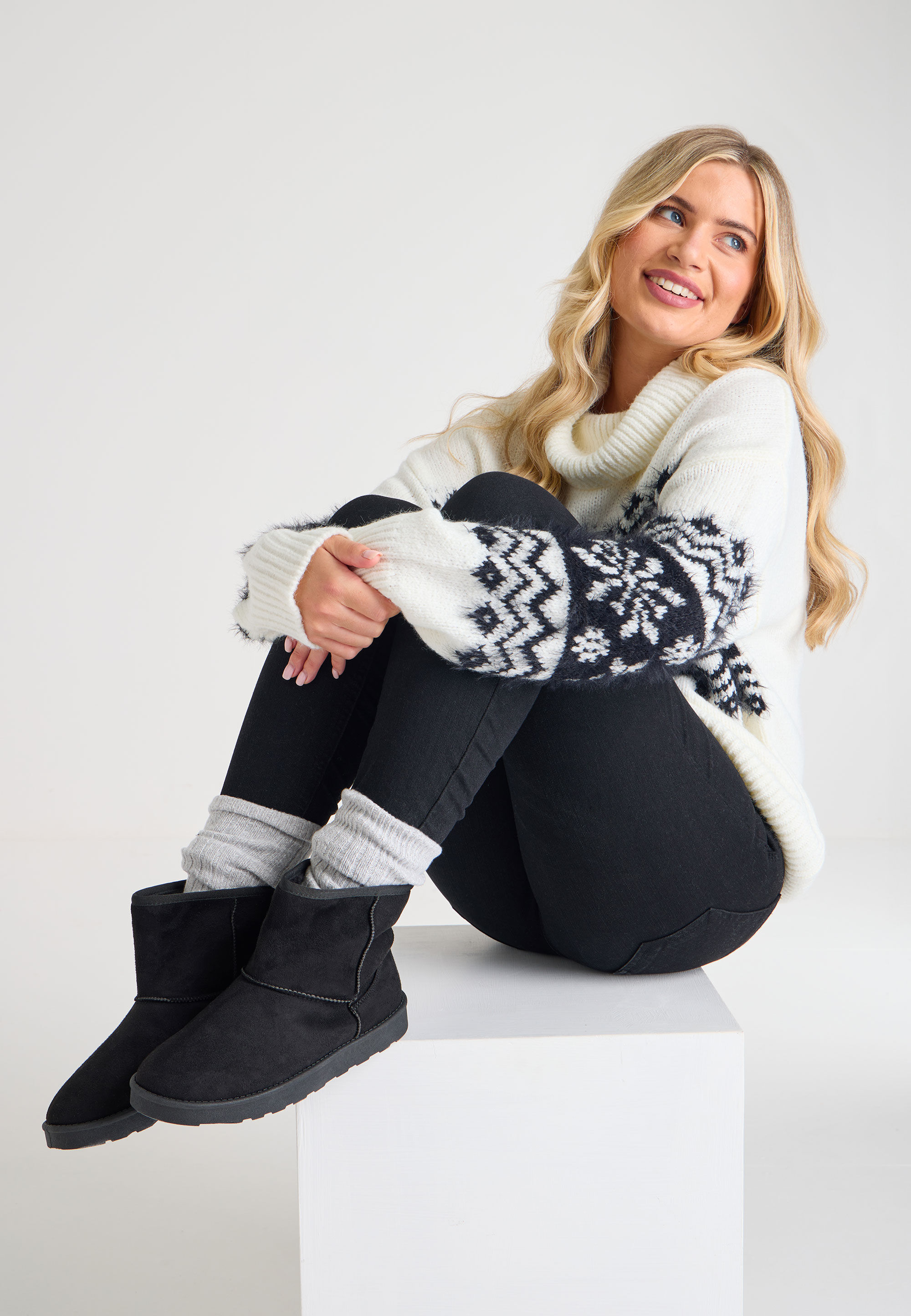 Womens Black Suedette Mini Boots
