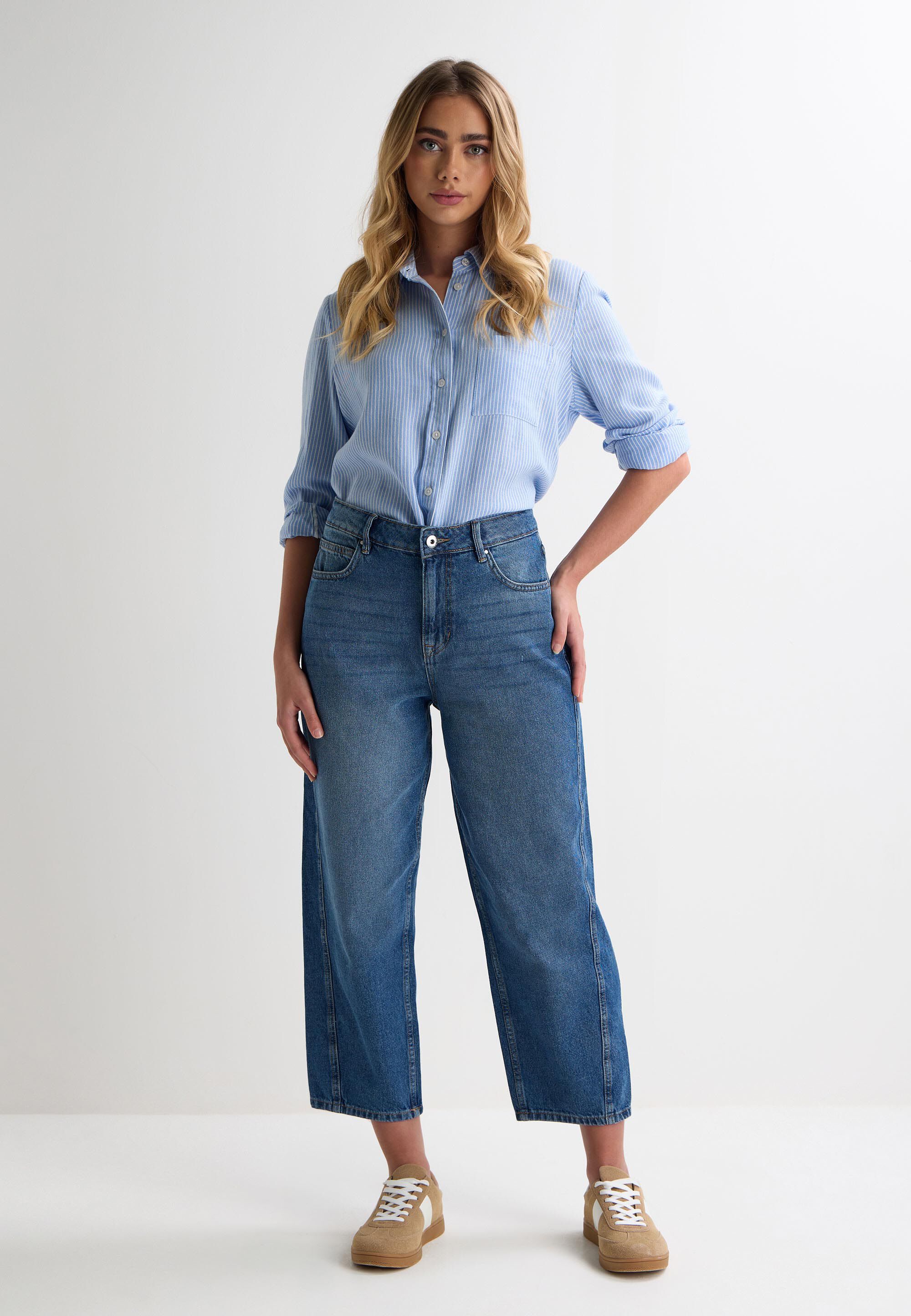 Womens Mid Blue Barrel Leg Jeans