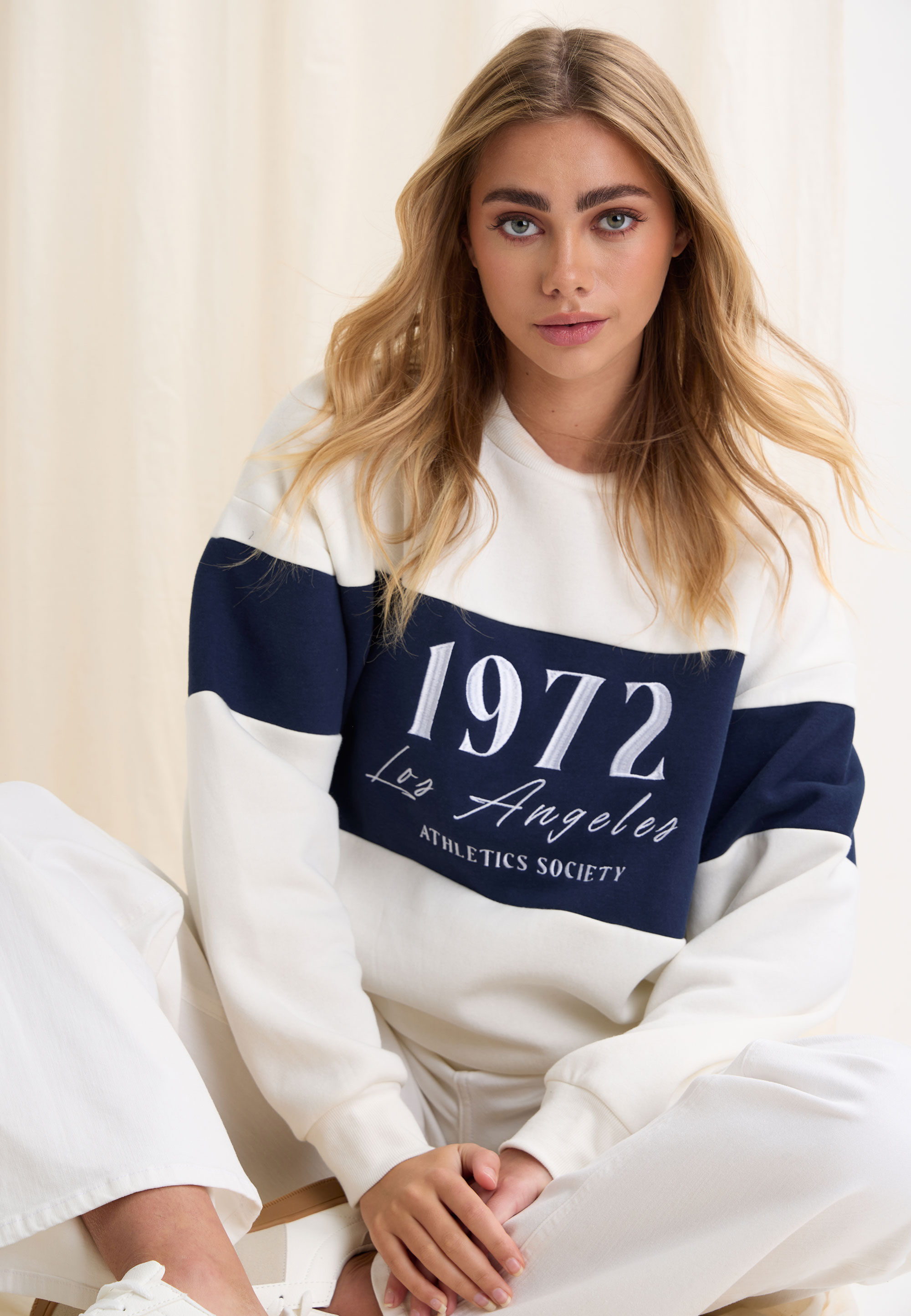 Womens White & Navy Athletics 1972 Sweatshirt