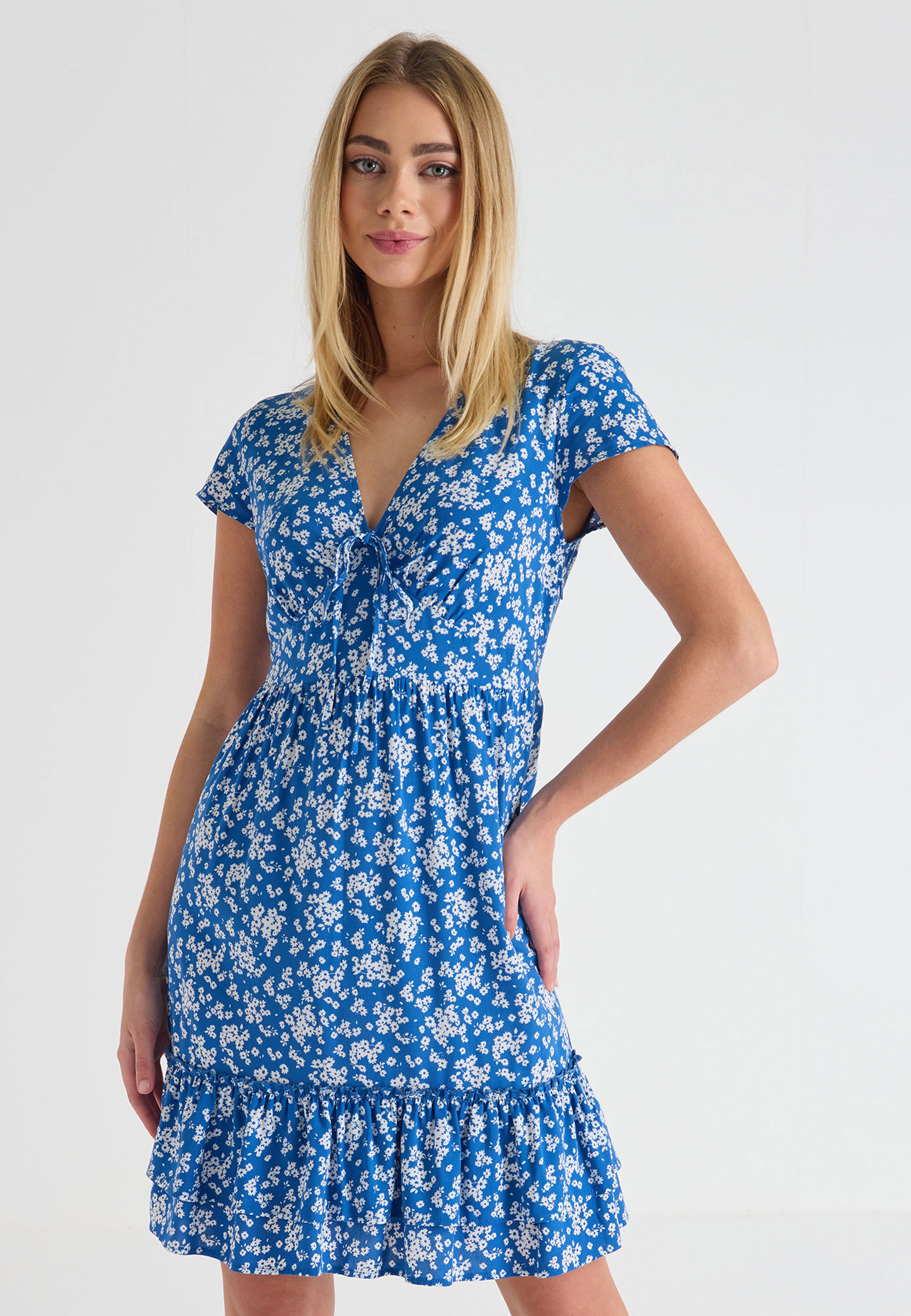Womens Blue Floral Ruffle Hem Dress