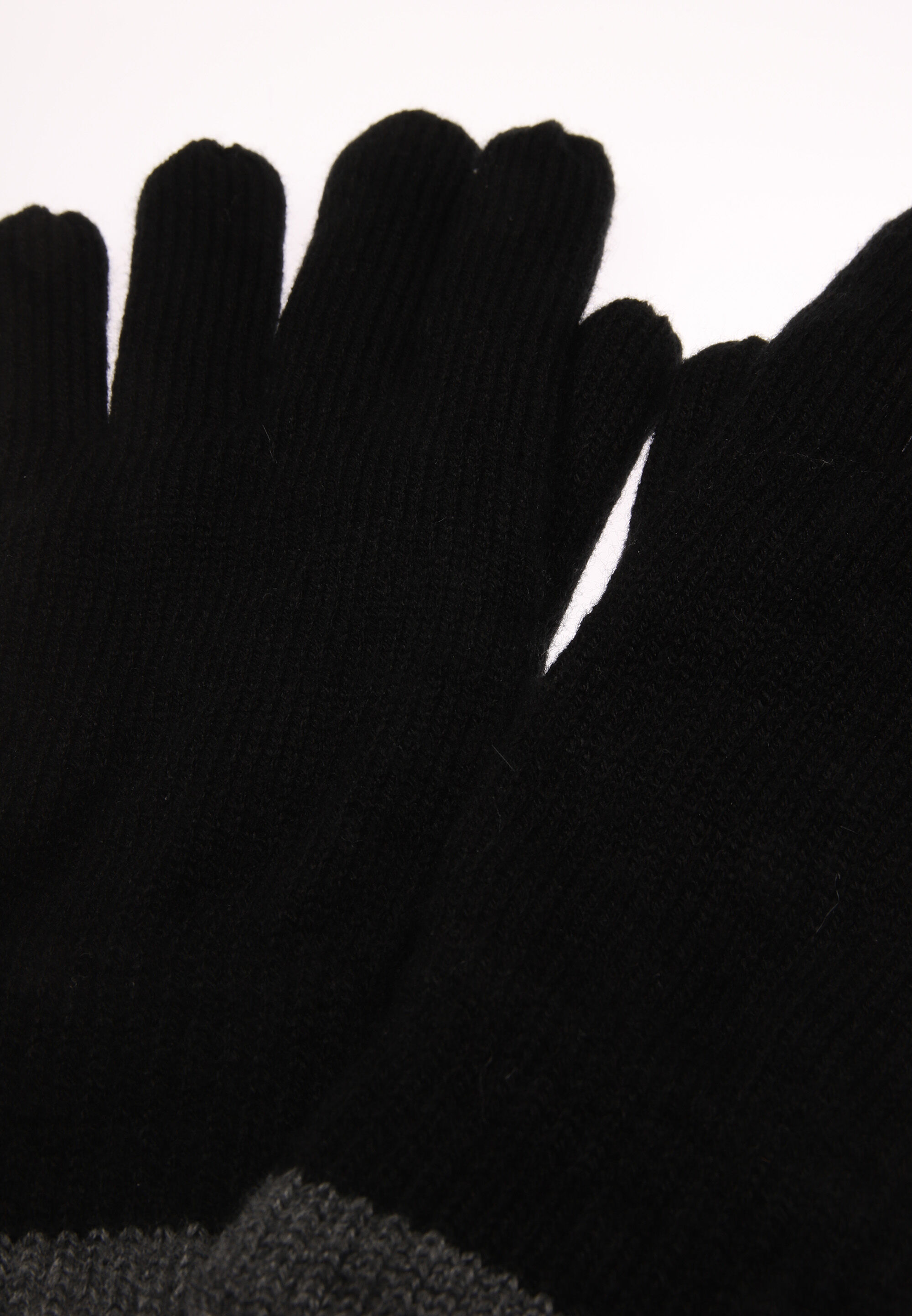 Mens Black Knitted Thinsulate Gloves