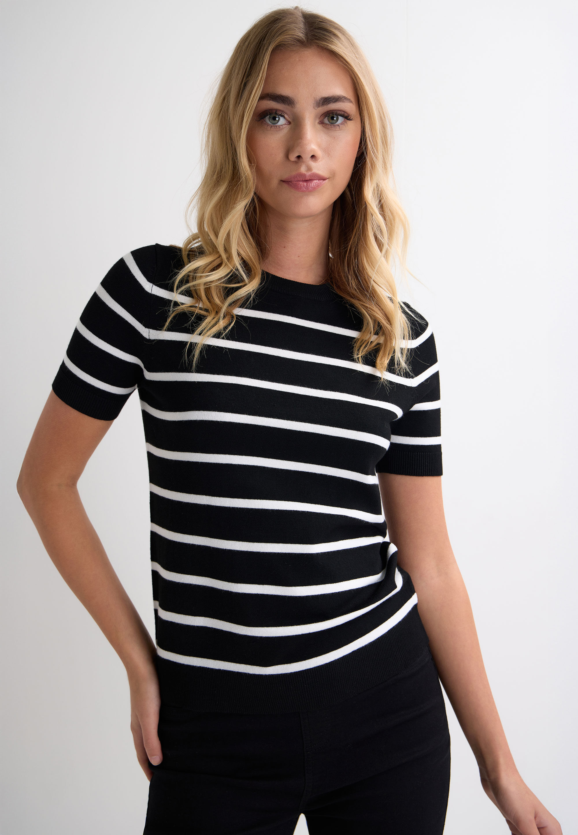 Womens Black Stripe Short Sleeve Jumper