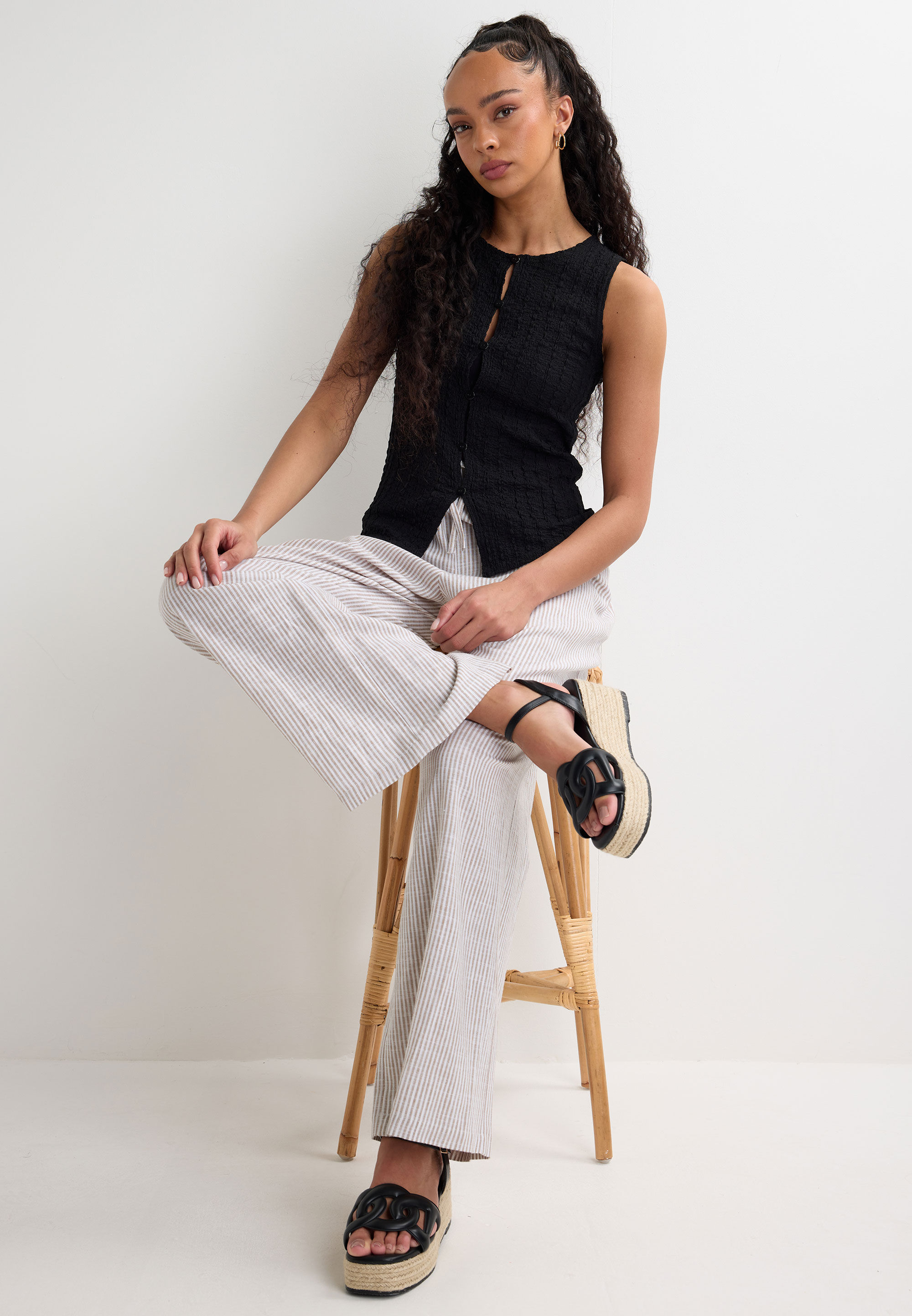 Womens Black Geo Strap Wedge Espadrille Sandals