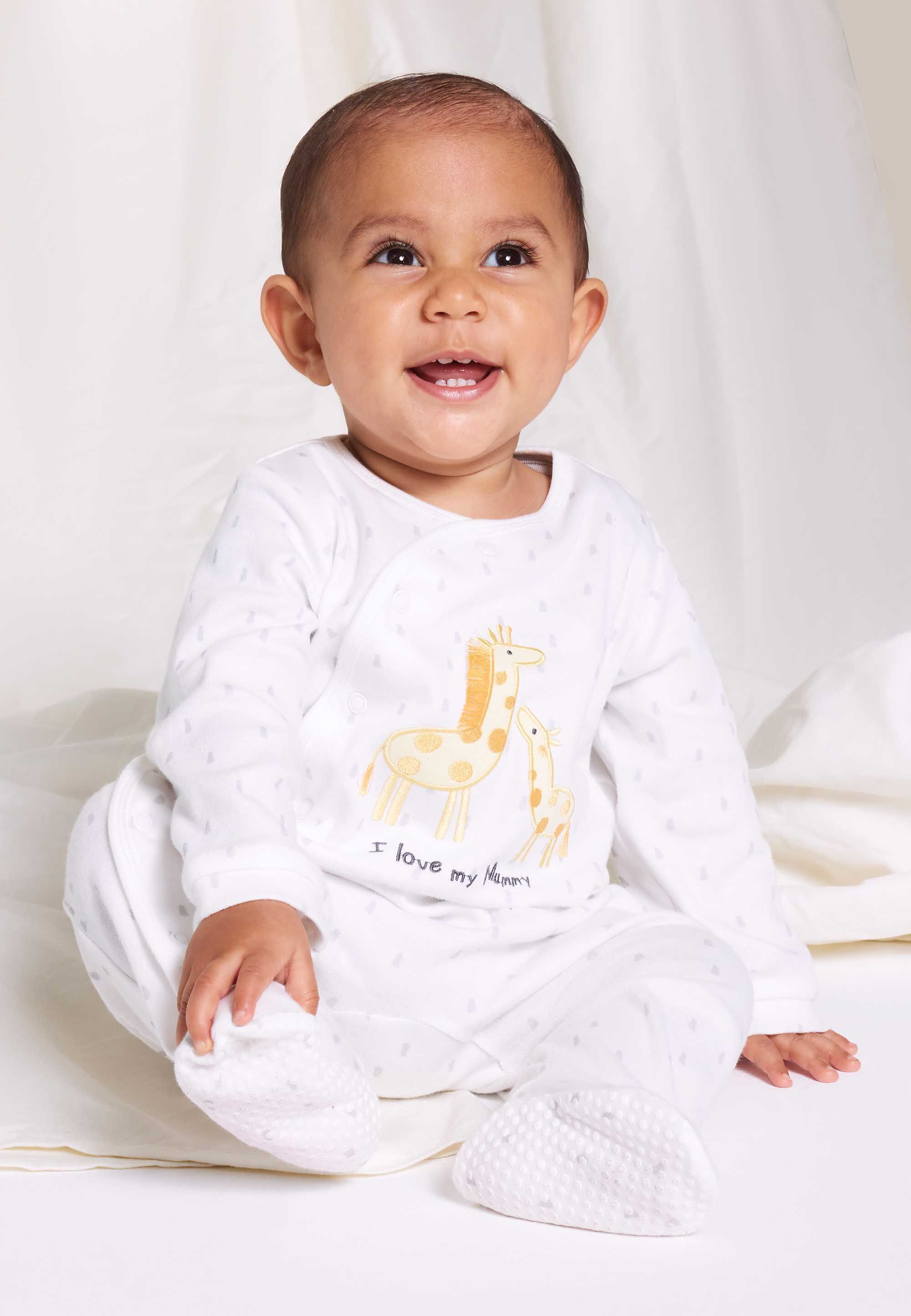 Baby Unisex White Mummy Giraffe Sleepsuit