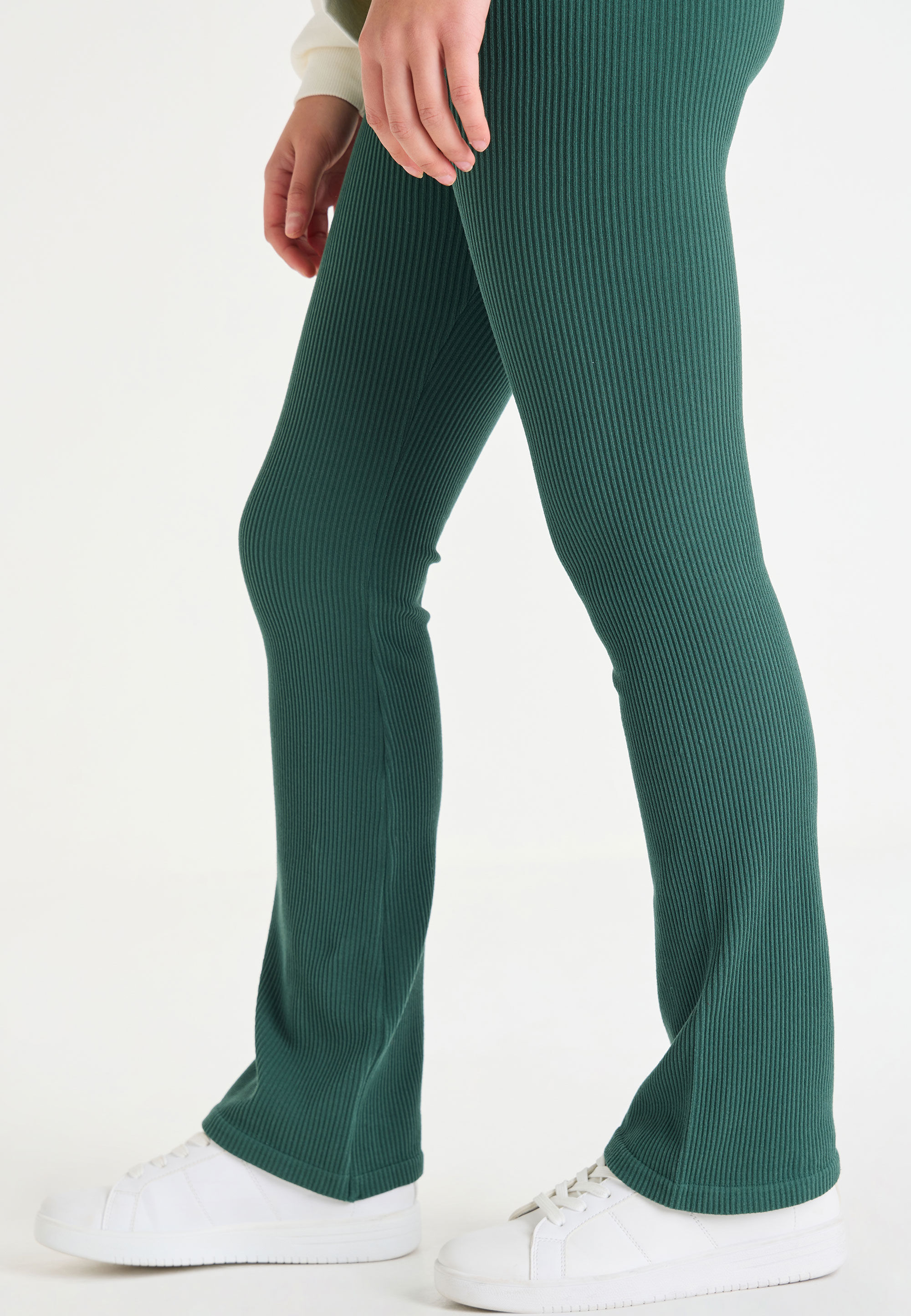 Older Girls Green Bootcut Seamless Leggings