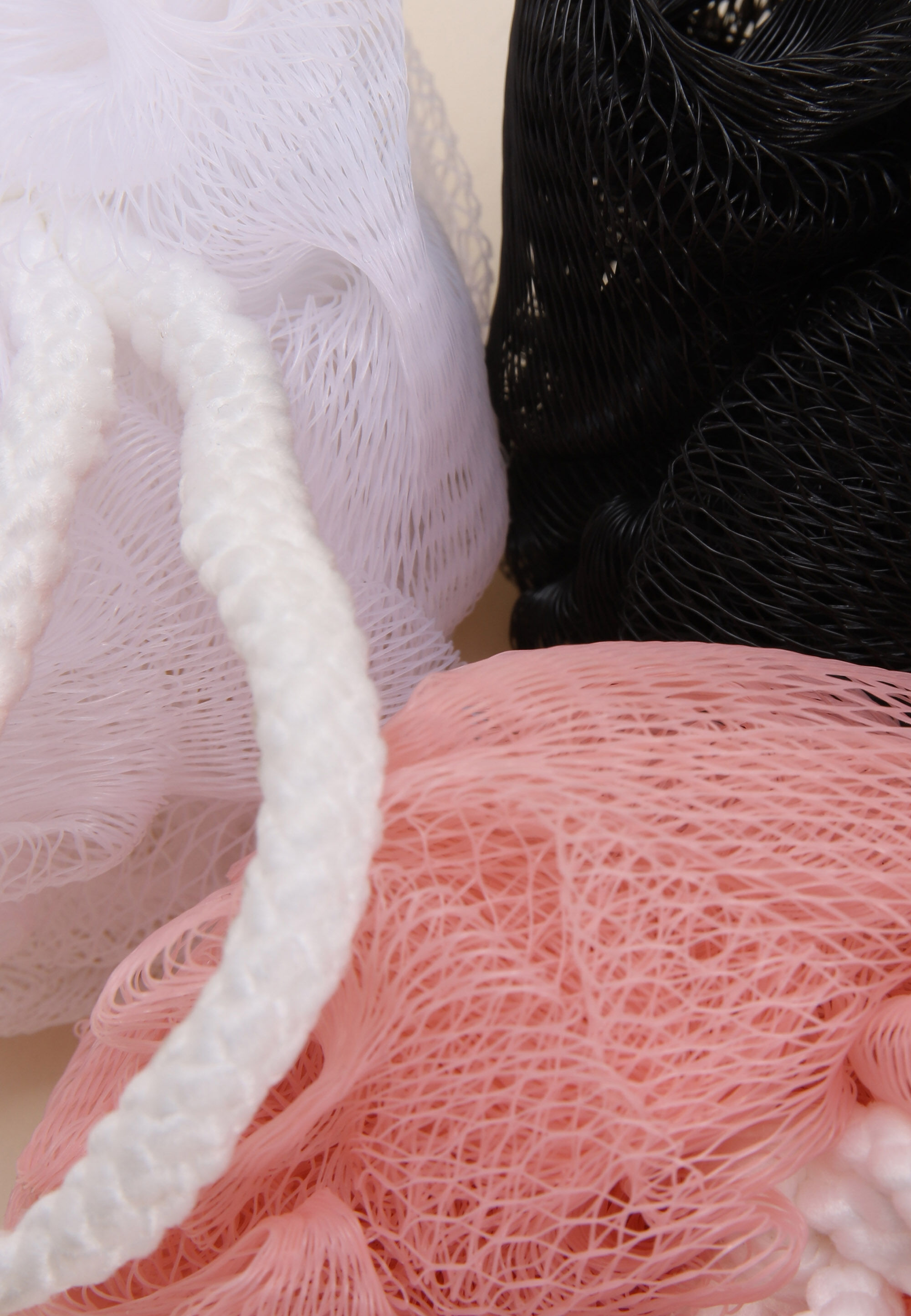 Womens 3pk Pink, White & Black Mini Shower Puffs