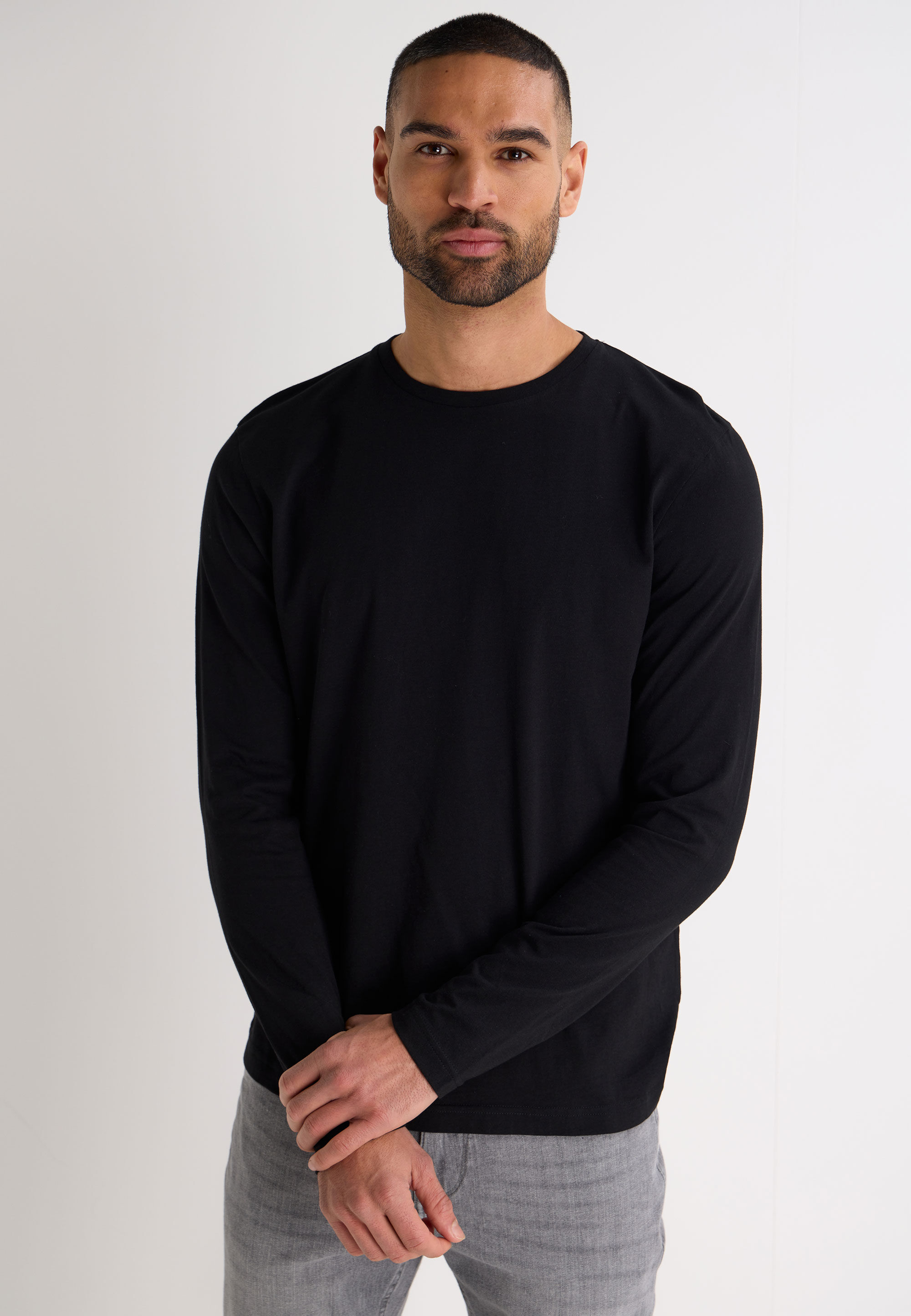 Mens Black Long Sleeve T-Shirt