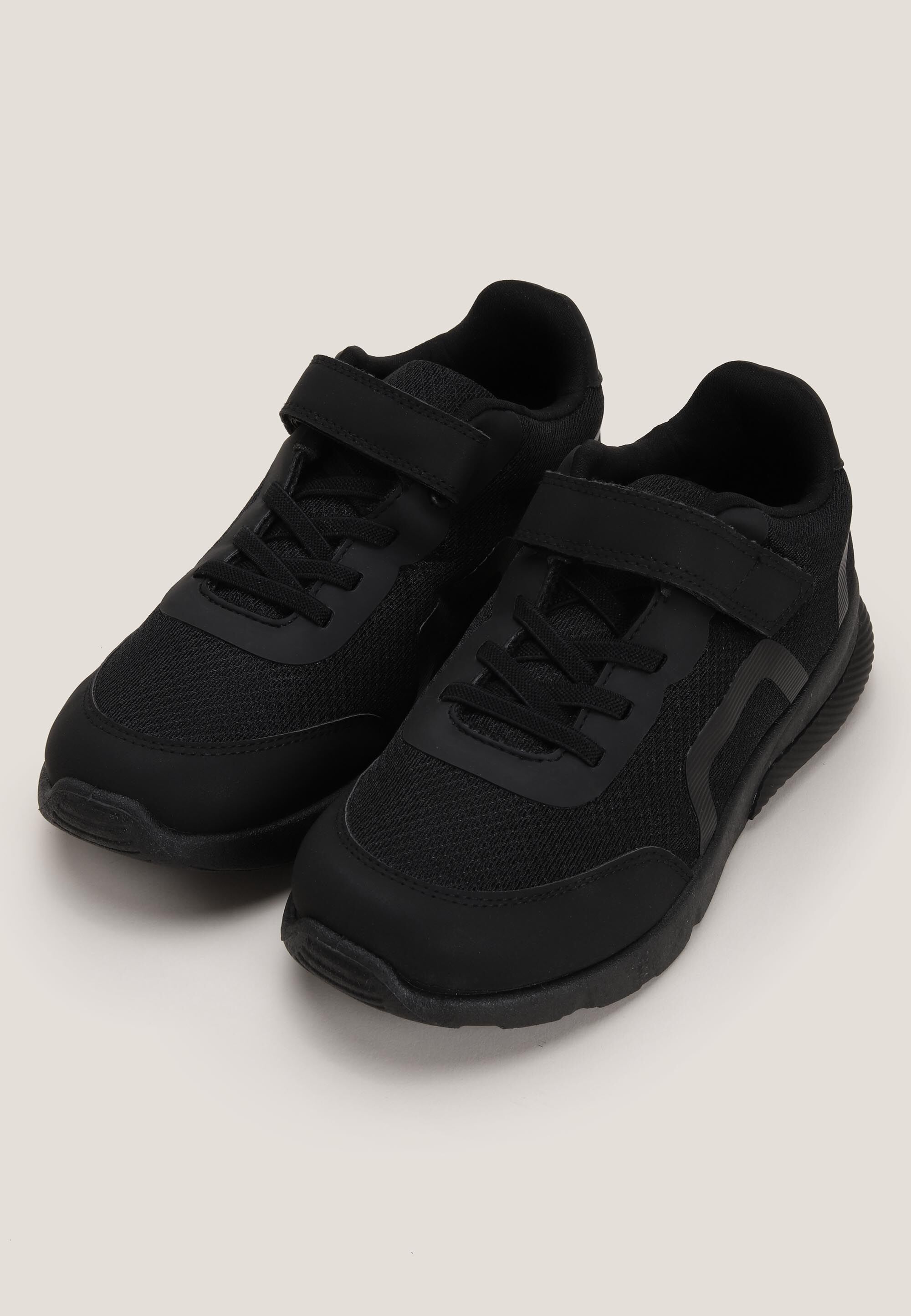 Older Boys Black Casual Mesh Runner Shoes