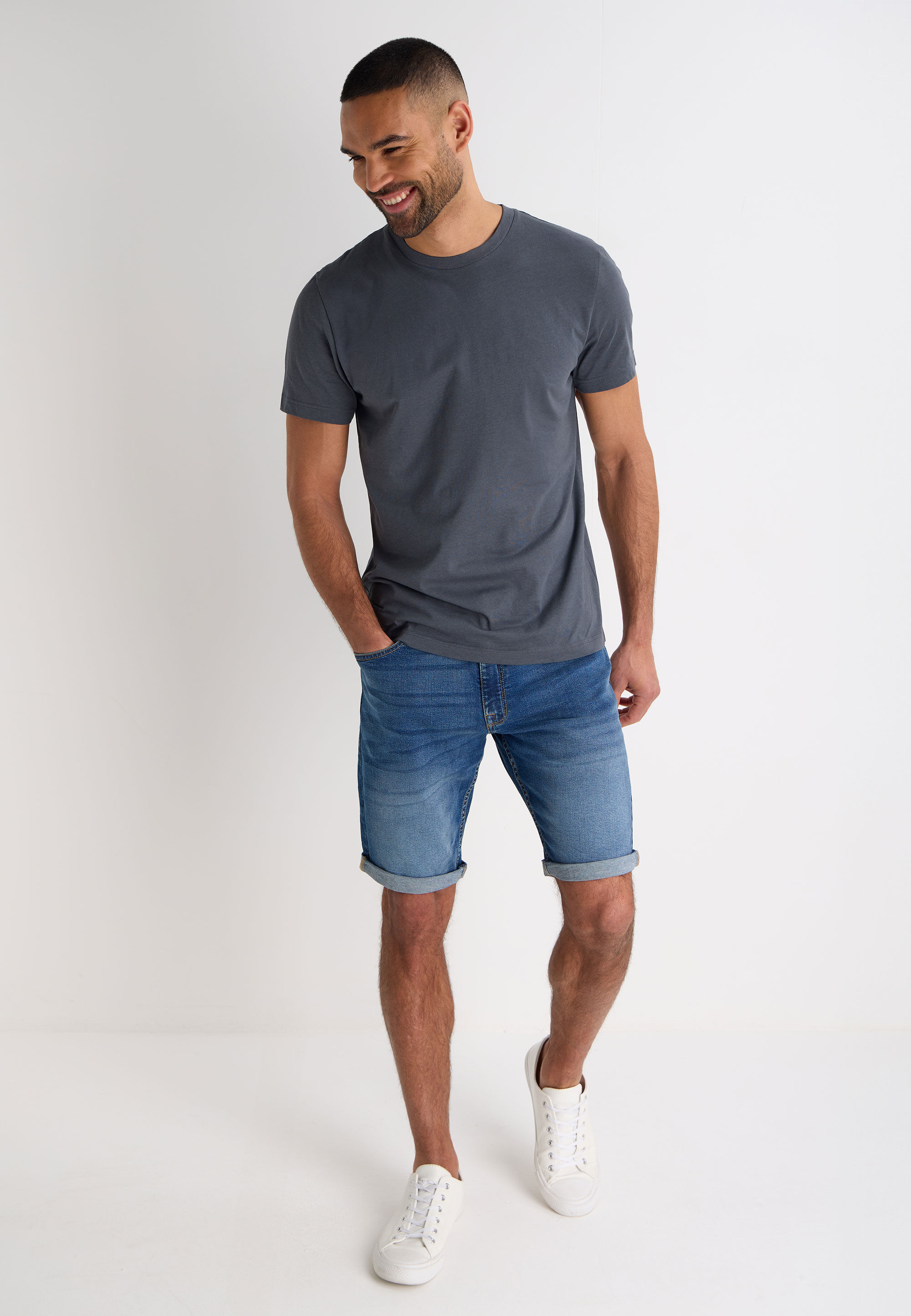 Mens Charcoal Crew Neck T-Shirt