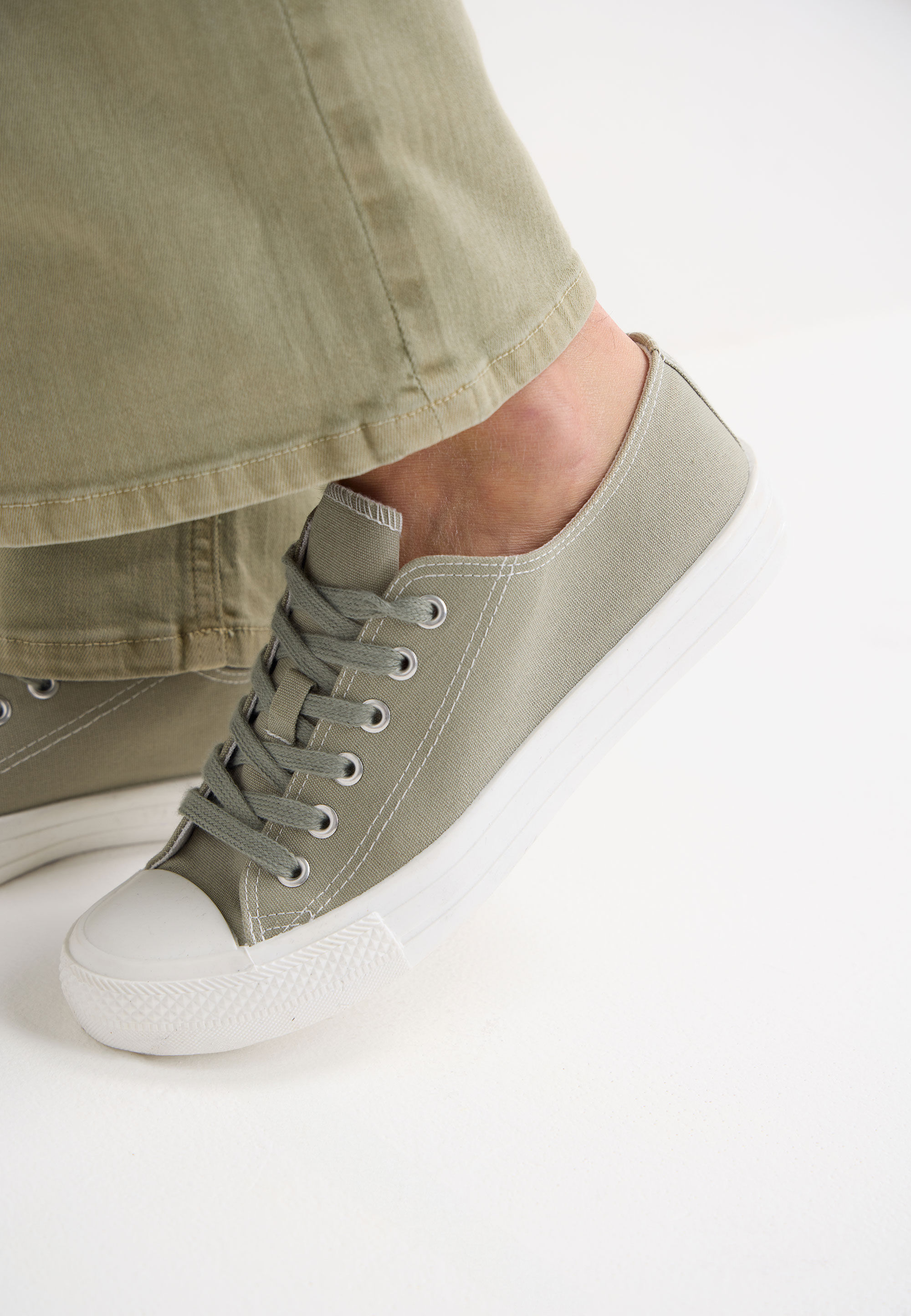 Womens Green Canvas Lace Up Trainers