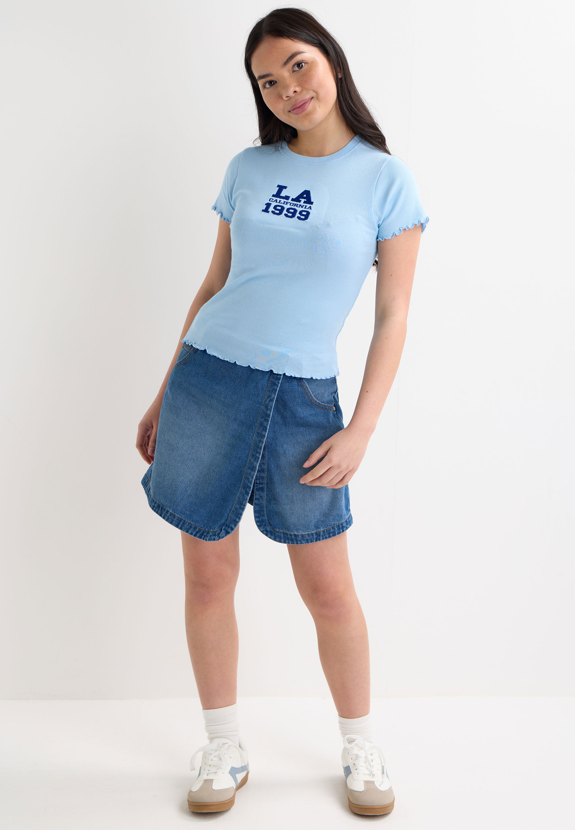 Older Girls Blue LA 1999 Embroidery T-Shirt