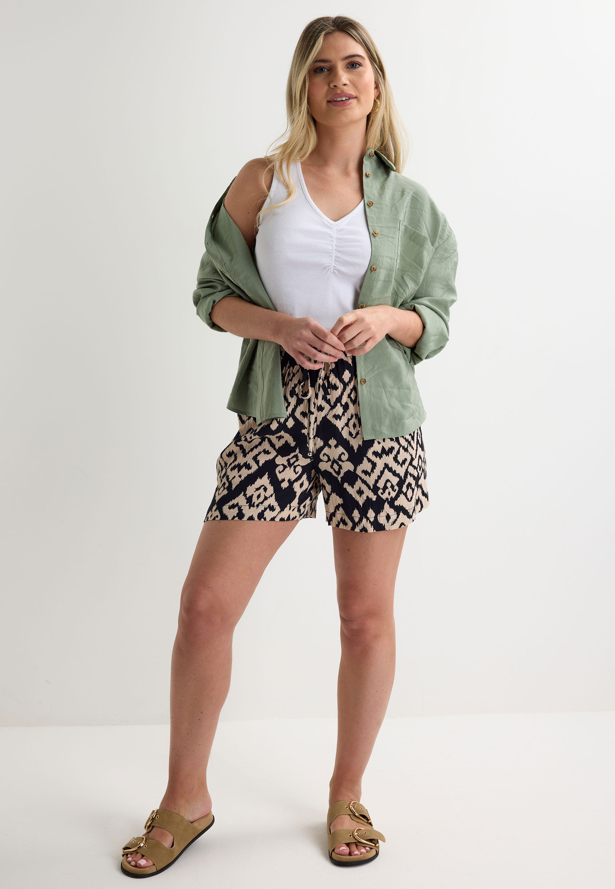 Womens Black & Cream Abstract Print Crinkle Shorts