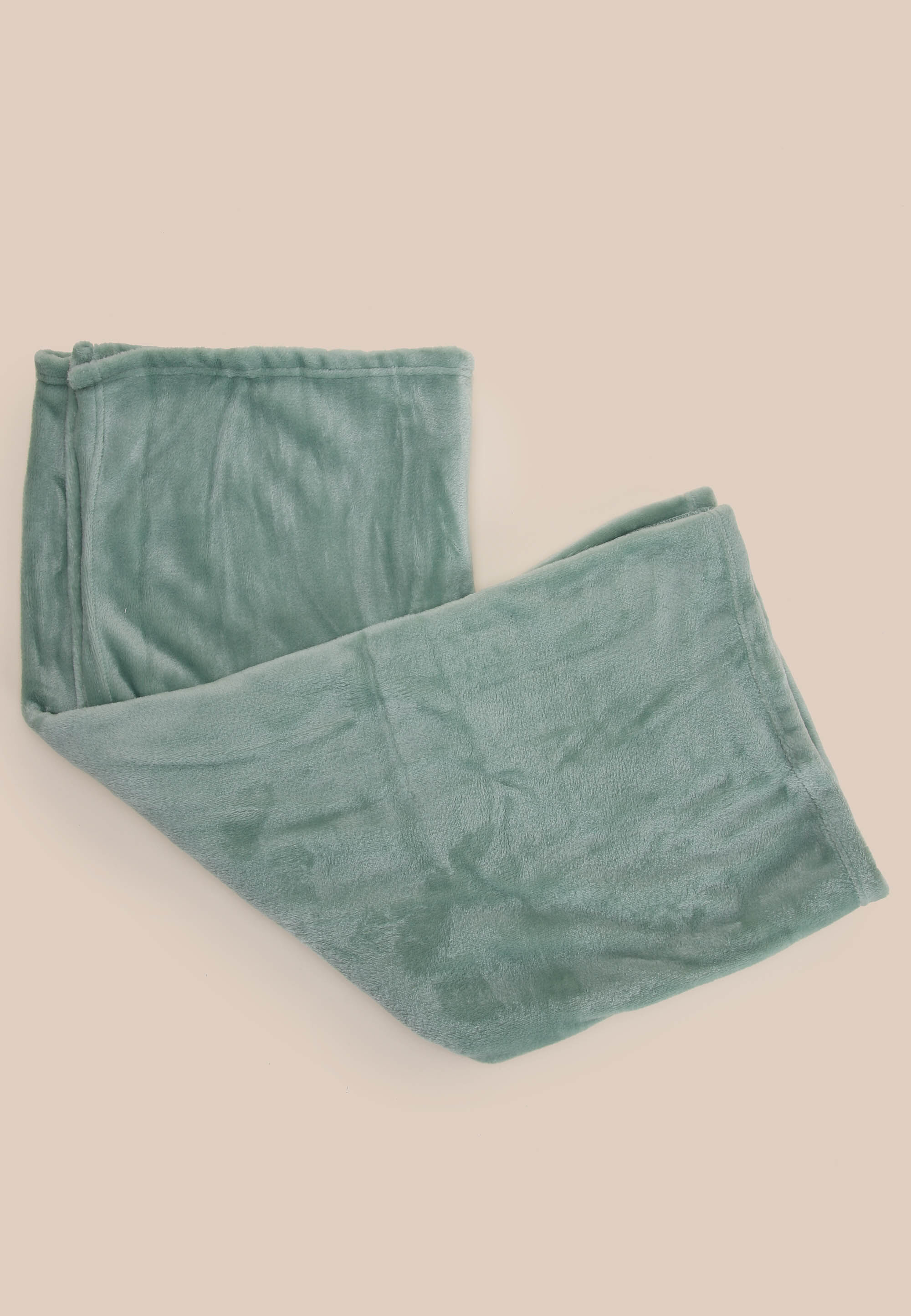 Womens Sage Plain Travel Blanket Set