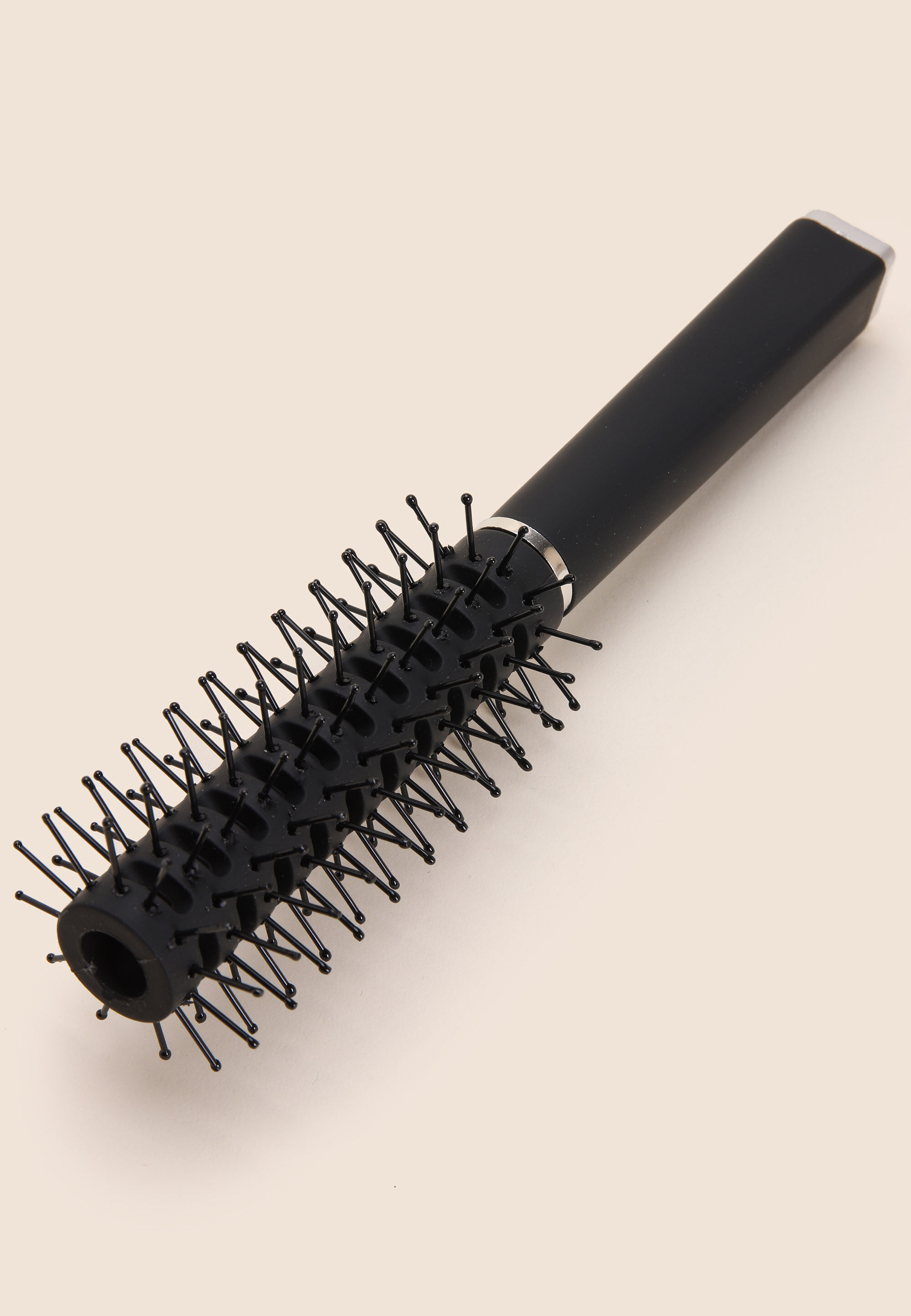 Womens Black Round Vented Styling Brush