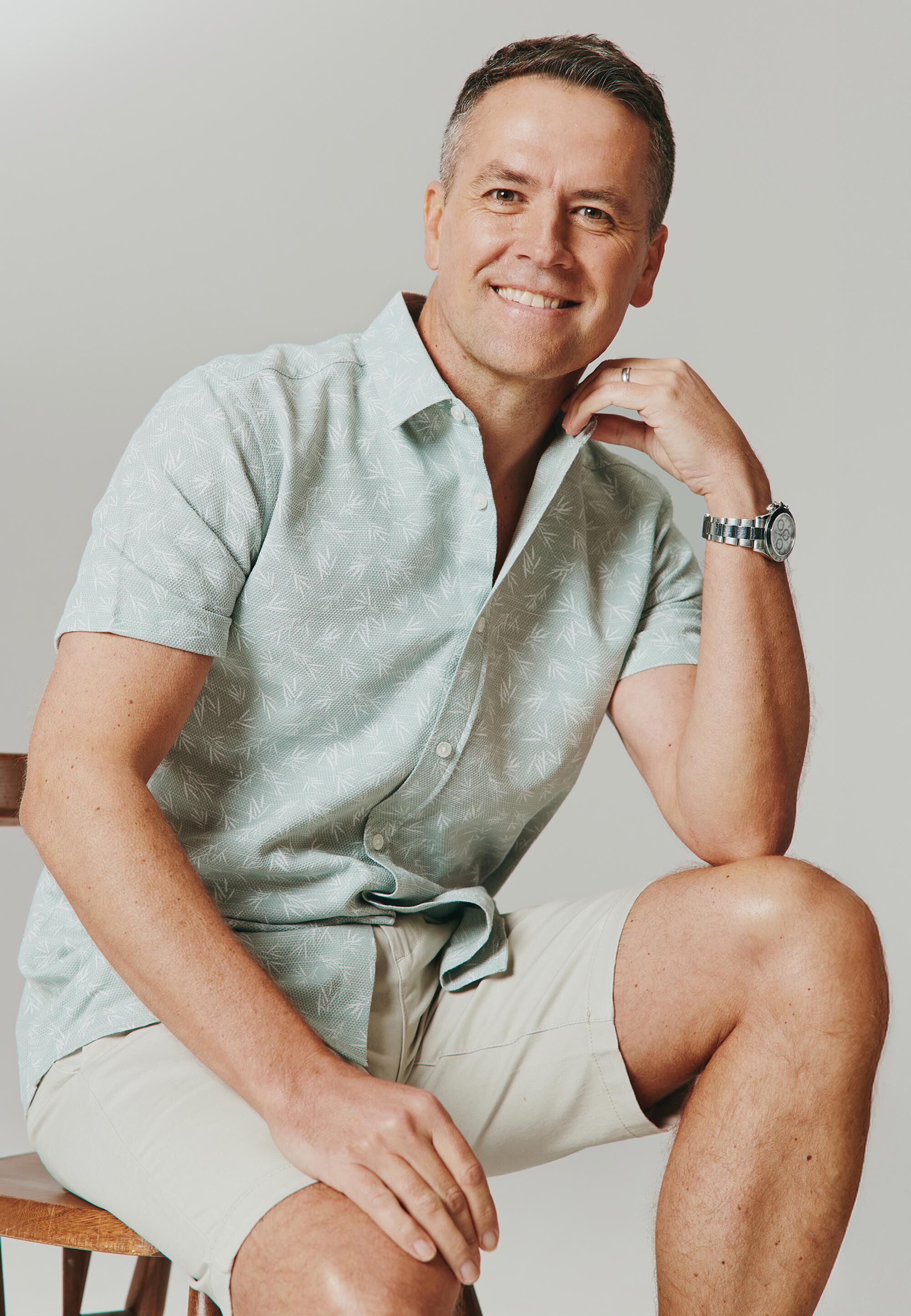Mens Sage Leaf Print Short Sleeve Shirt
