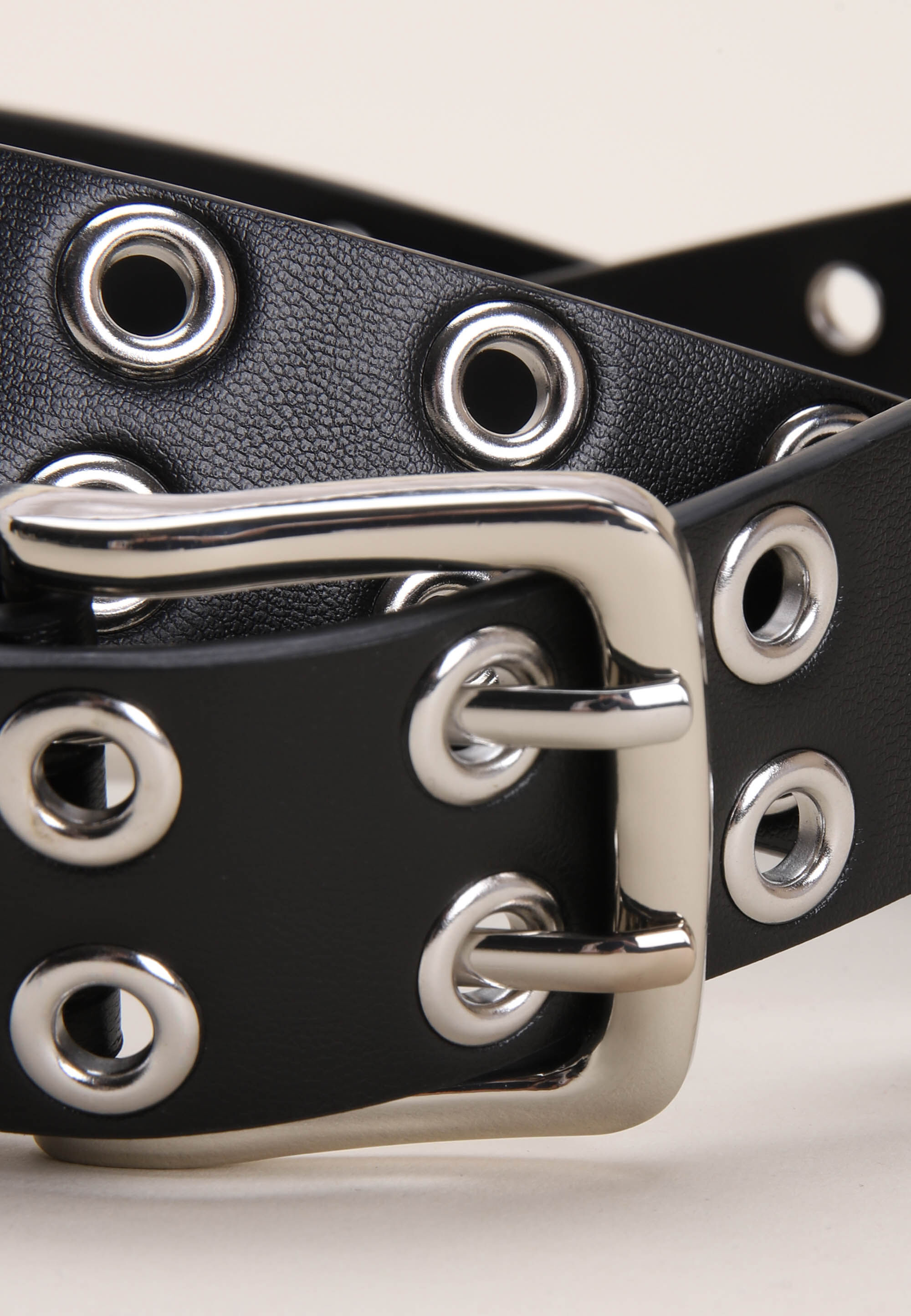 Womens Black & Silver Eyelet Belt