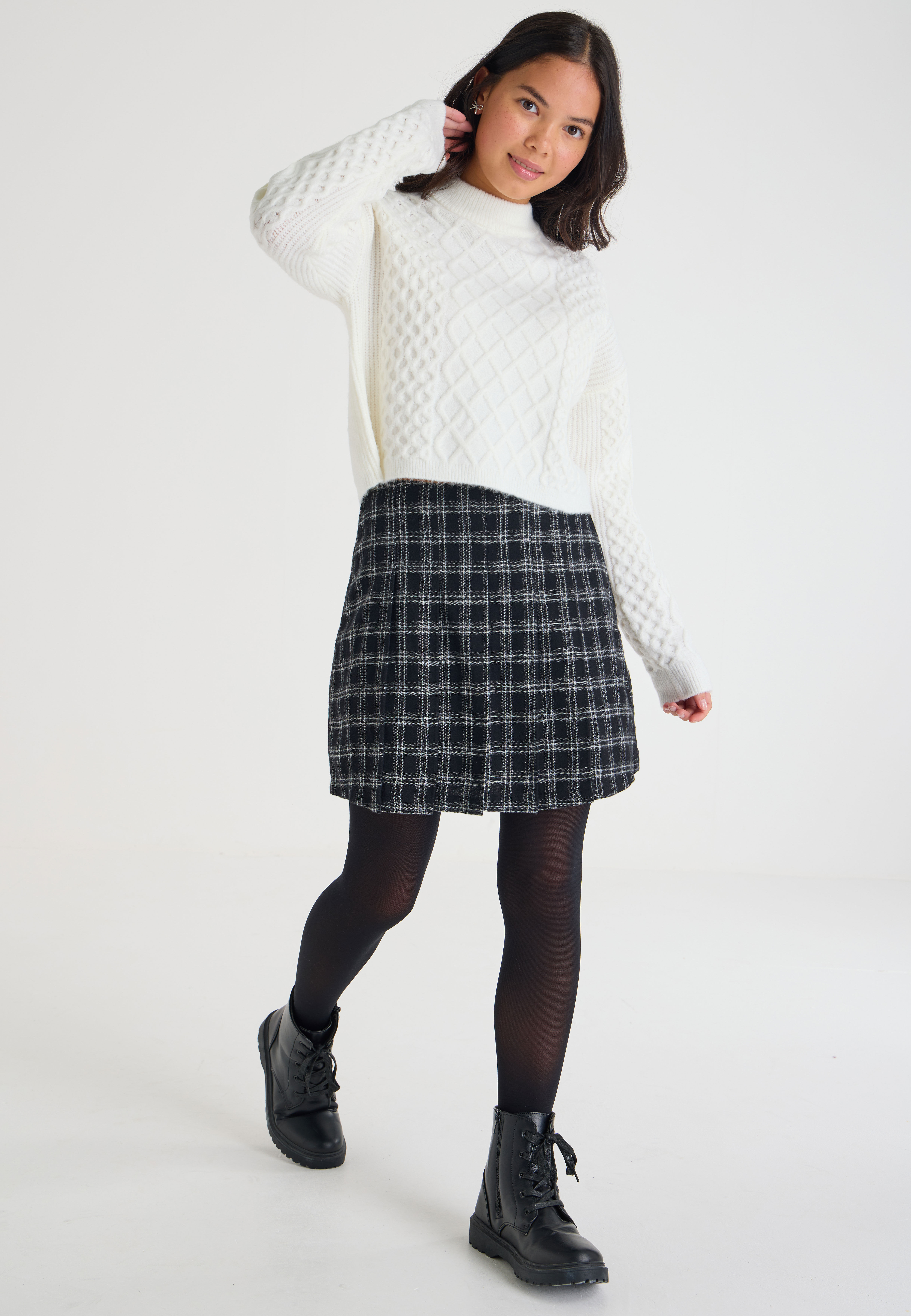 Older Girls Black & White Check Pleated Skirt
