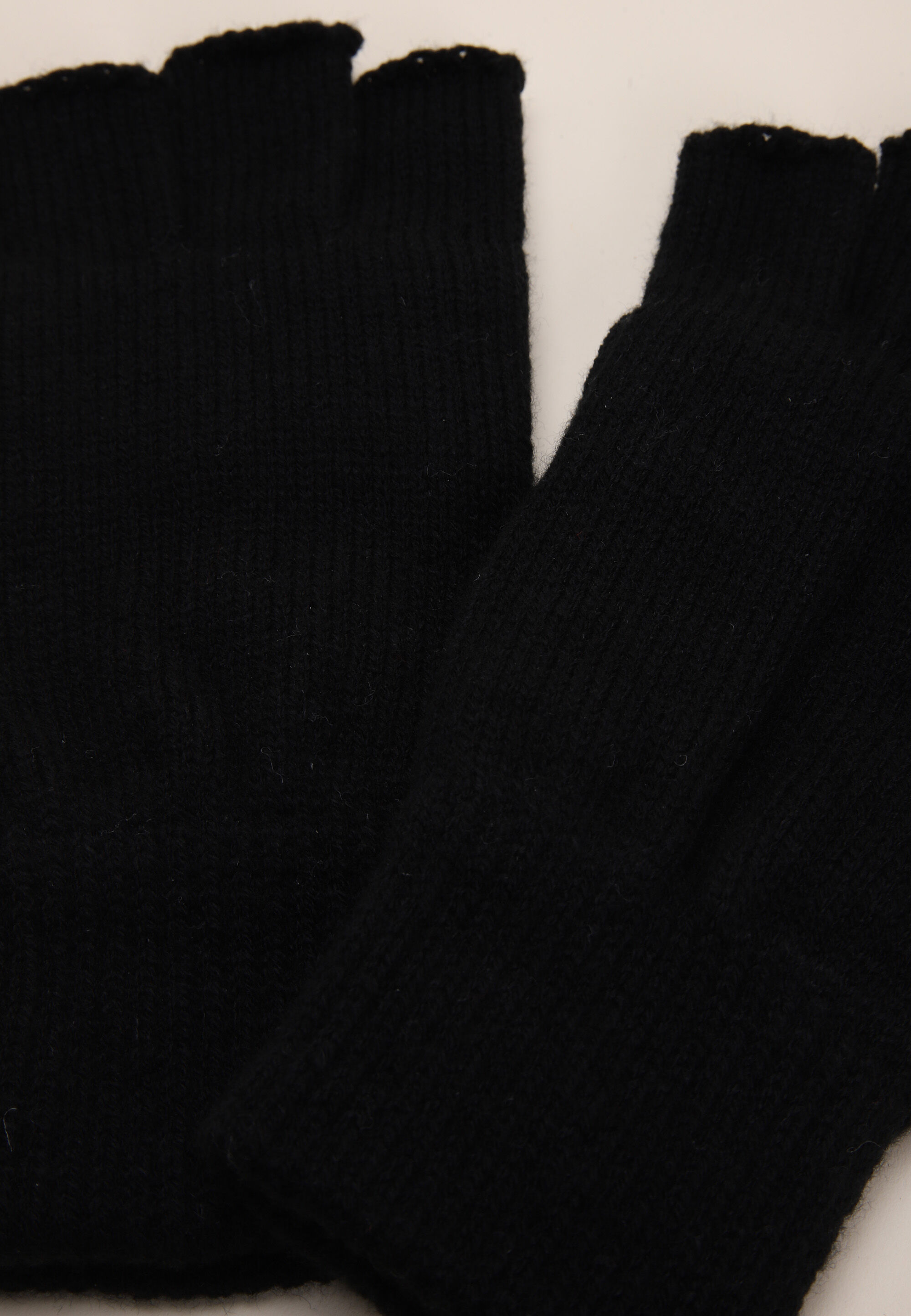 Mens Black Fingerless Thinsulate Gloves