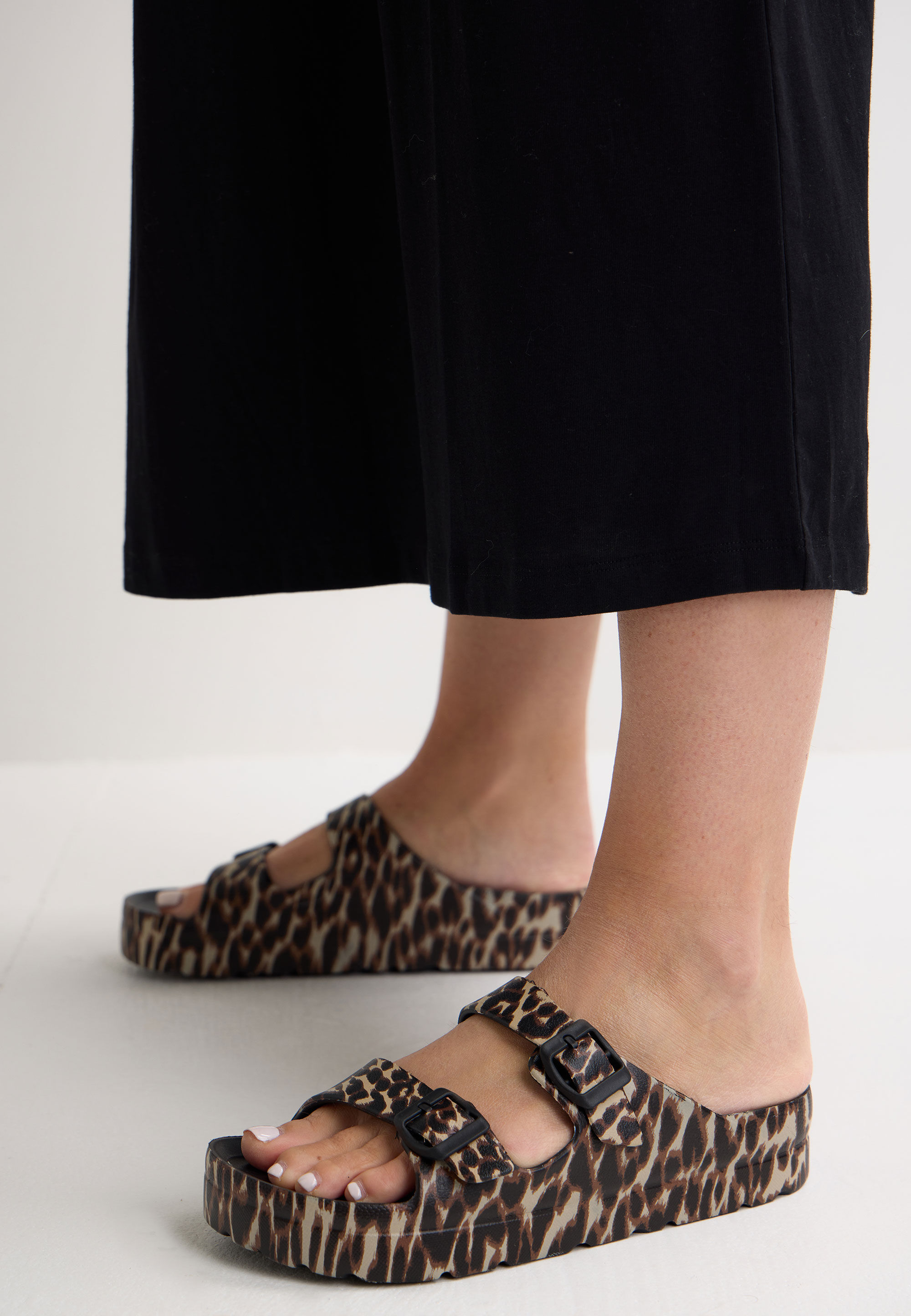 Womens Brown Leopard Rubber Slide Sandals