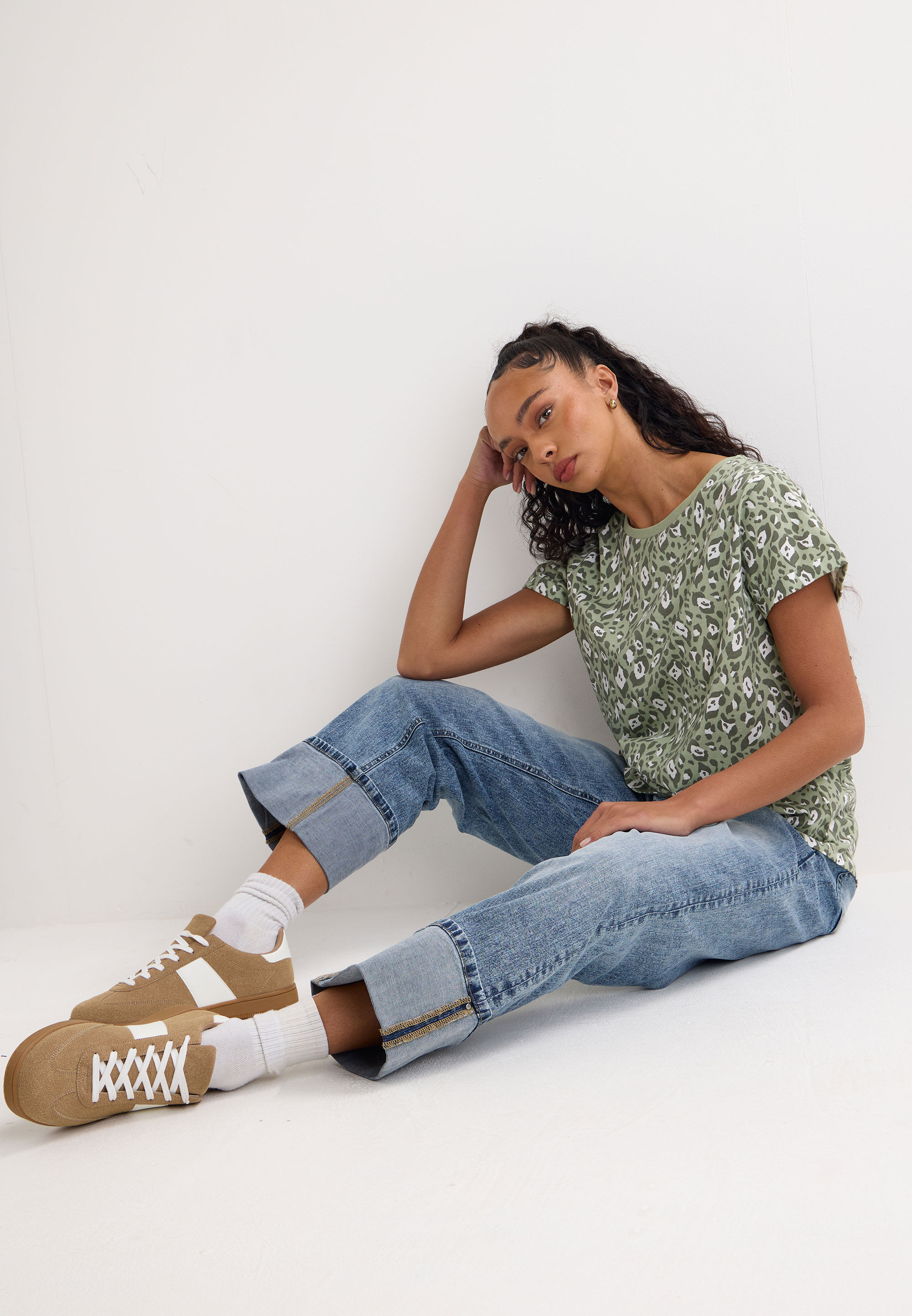 Womens Green Animal Print Roll Sleeve T-Shirt