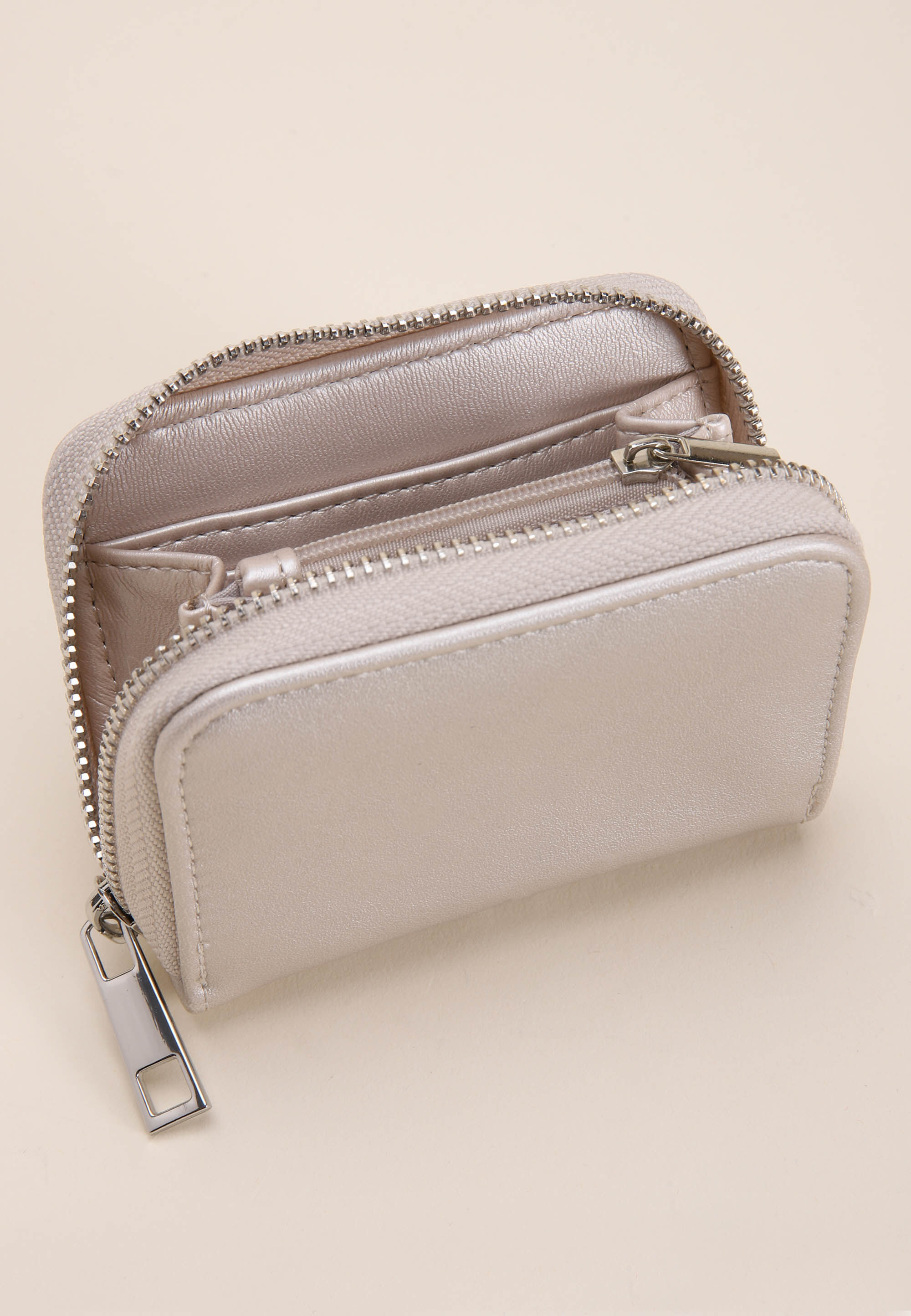 Womens Gold Small Zip Purse