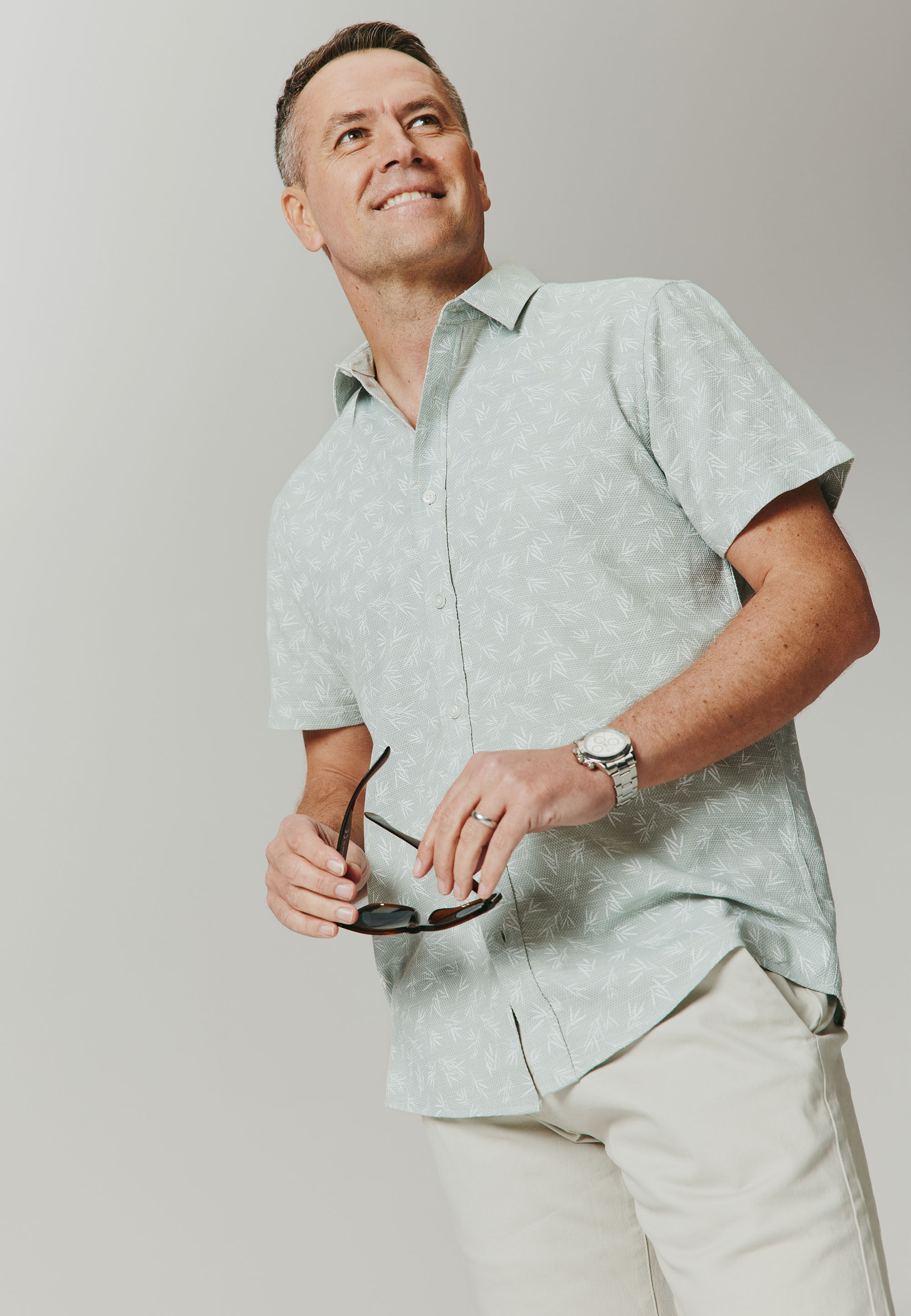 Mens Sage Leaf Print Short Sleeve Shirt