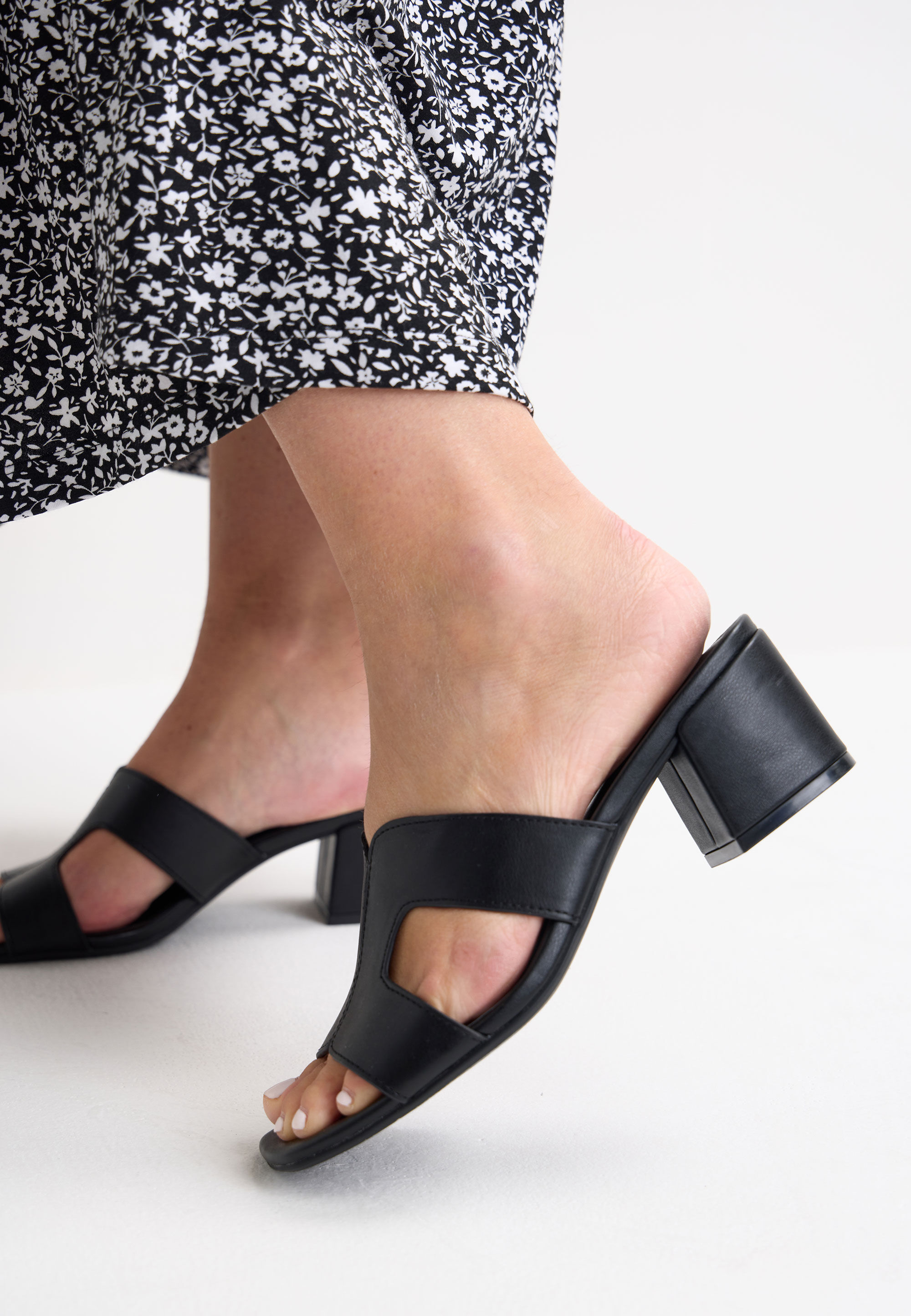 Womens Black Plain Geo Strap Mule