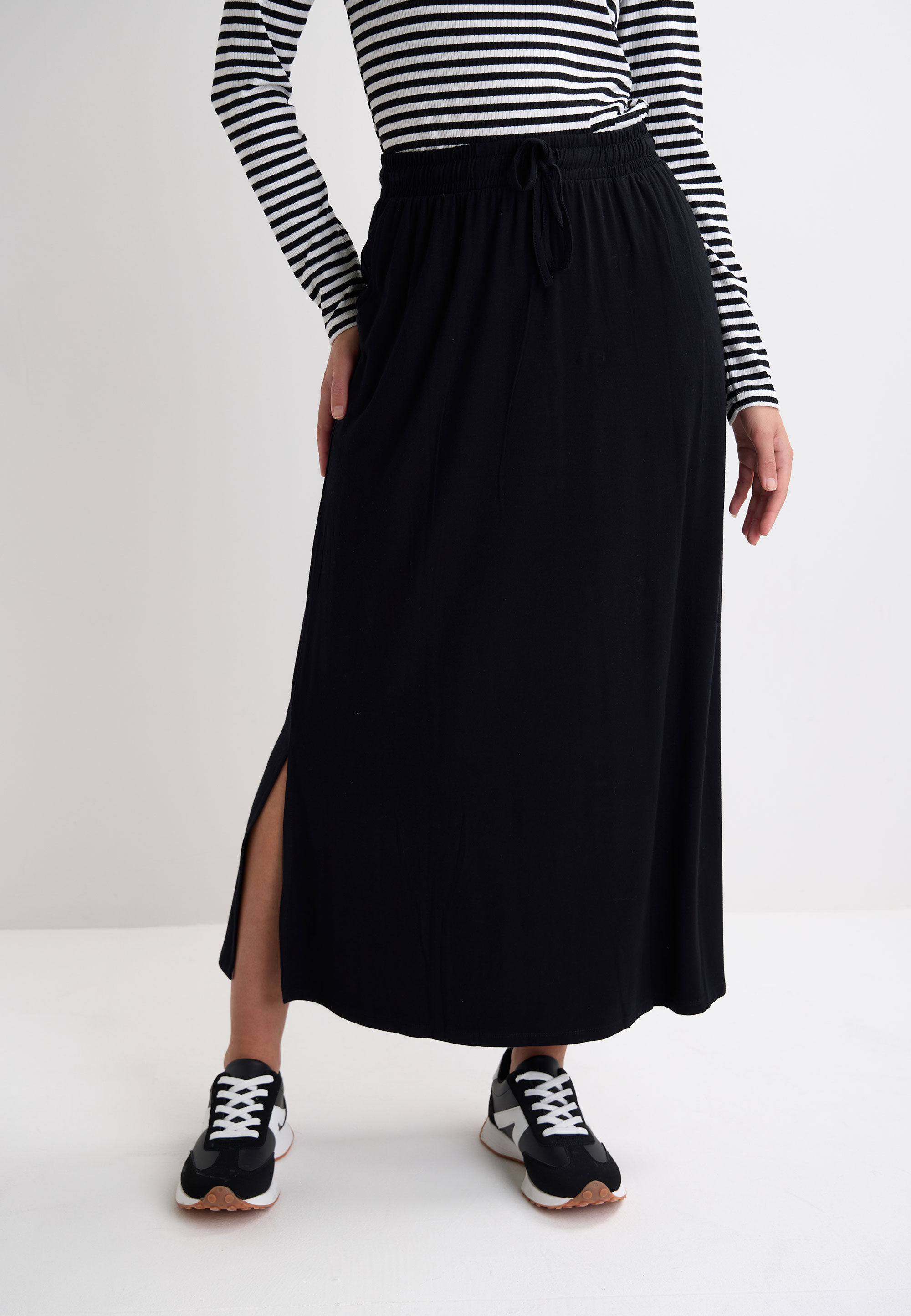 Womens Black Plain Jersey Midi Skirt