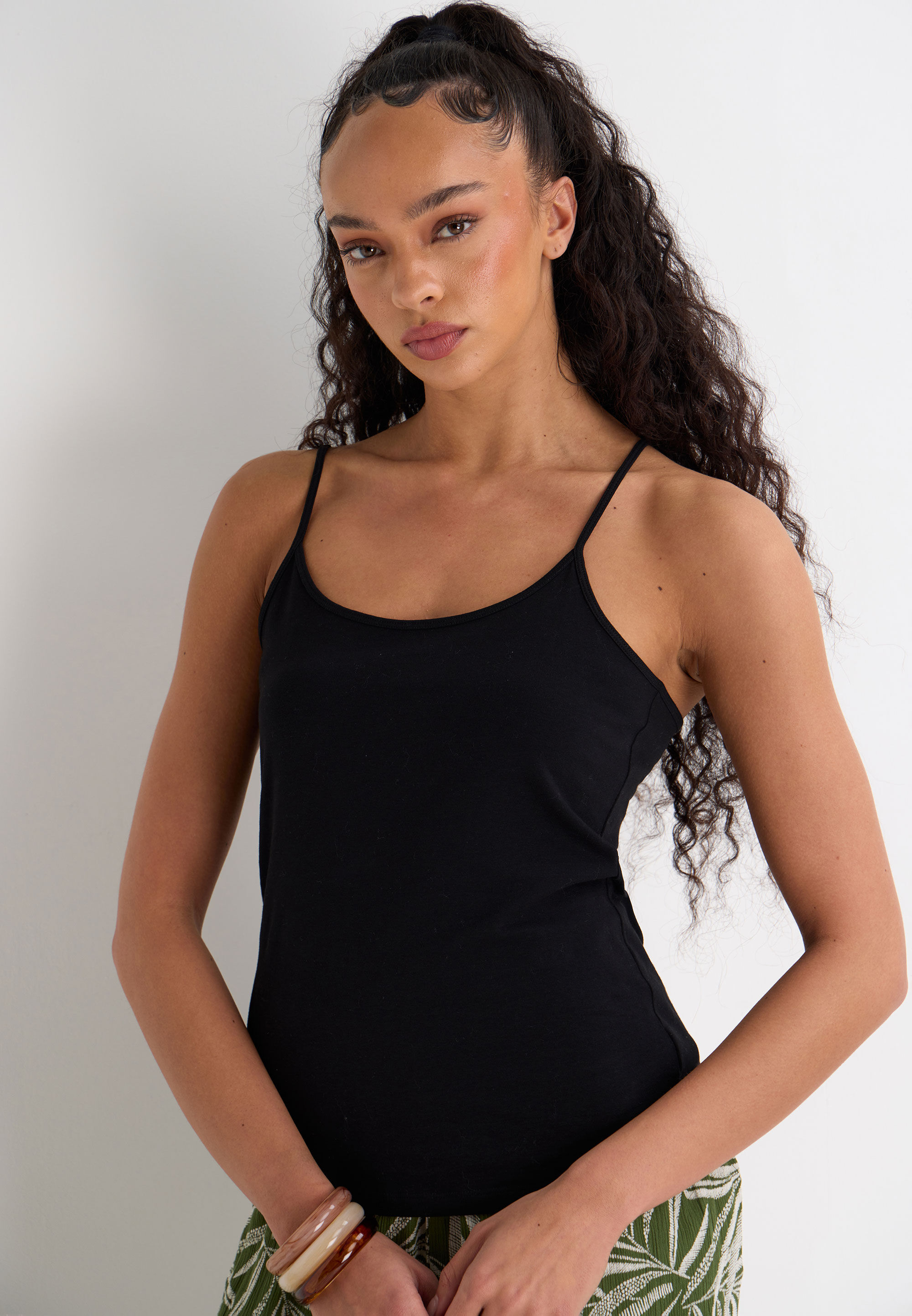 Womens Black Plain Stretch Cami Vest