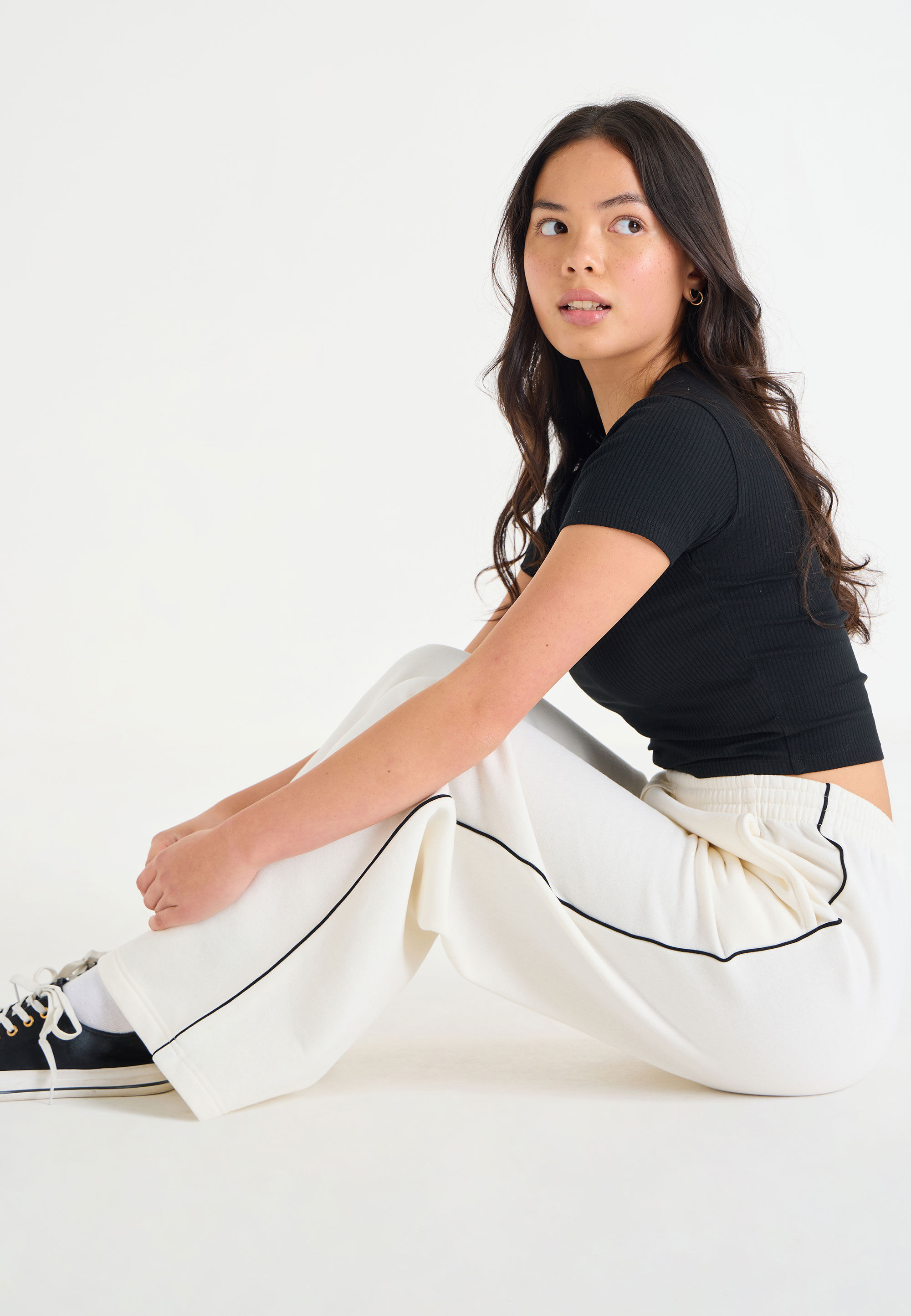 Older Girls Cream & Black Piped Wide Leg Joggers