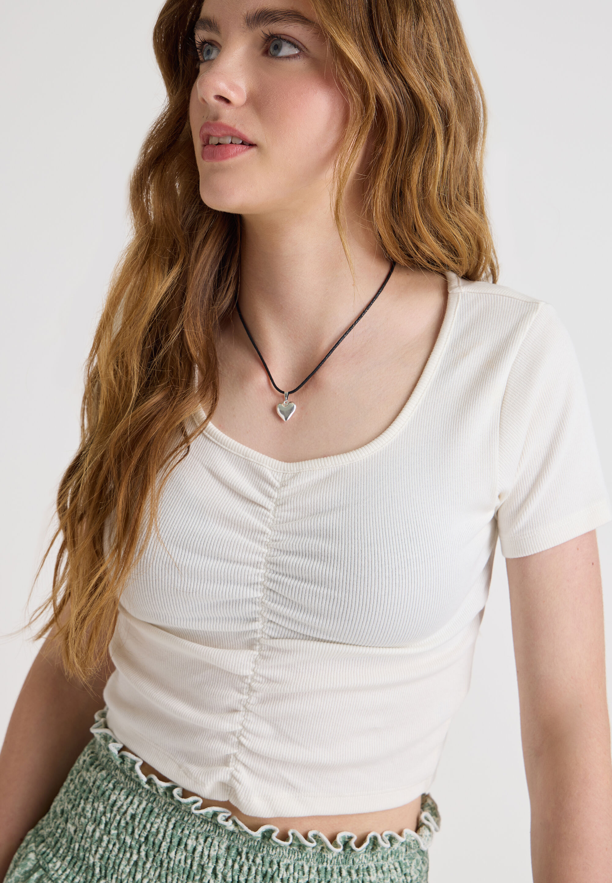 Older Girls Cream Ruched Front Cropped T-shirt