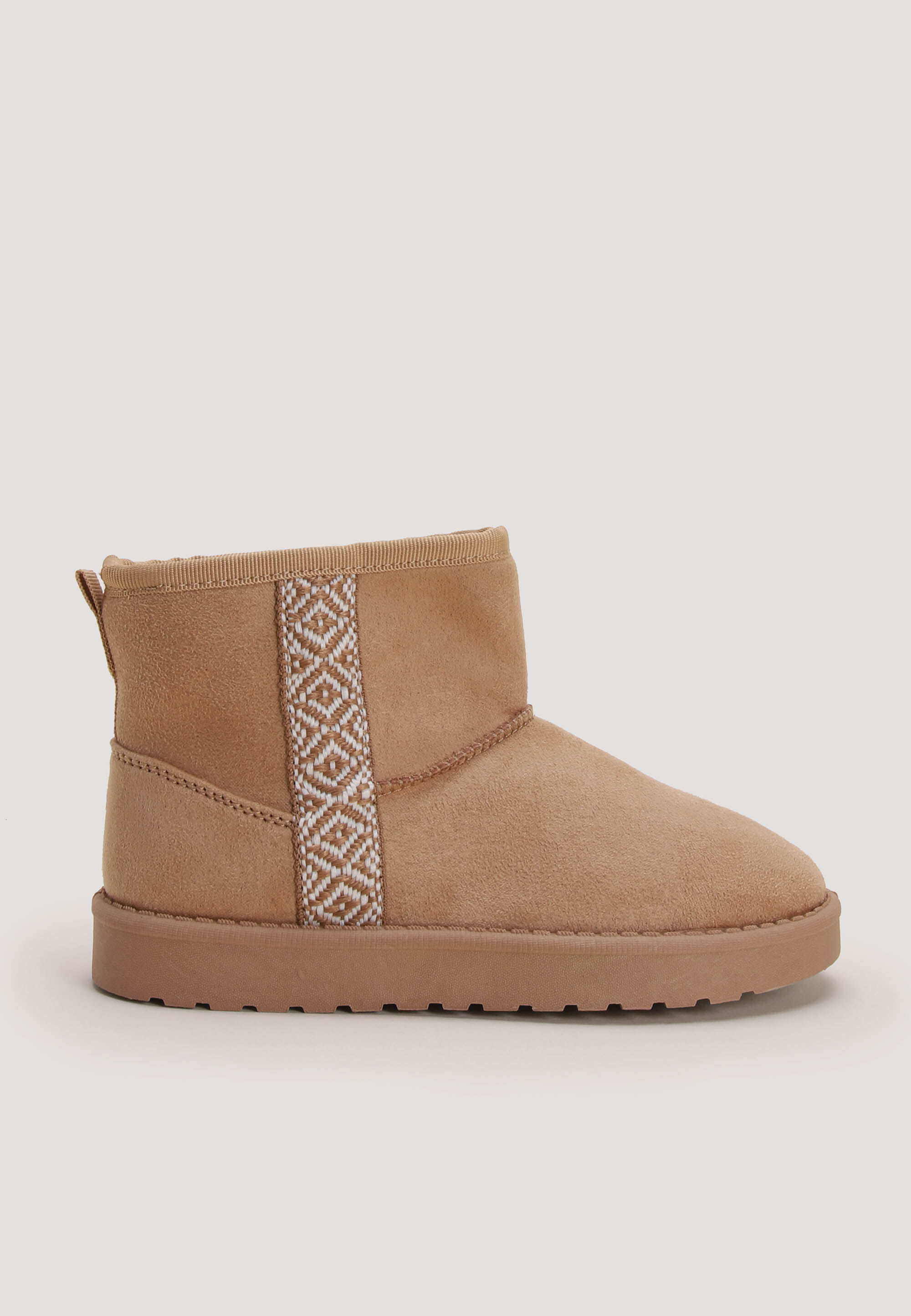 Older Girls Tan Embroidered Slipper Boots