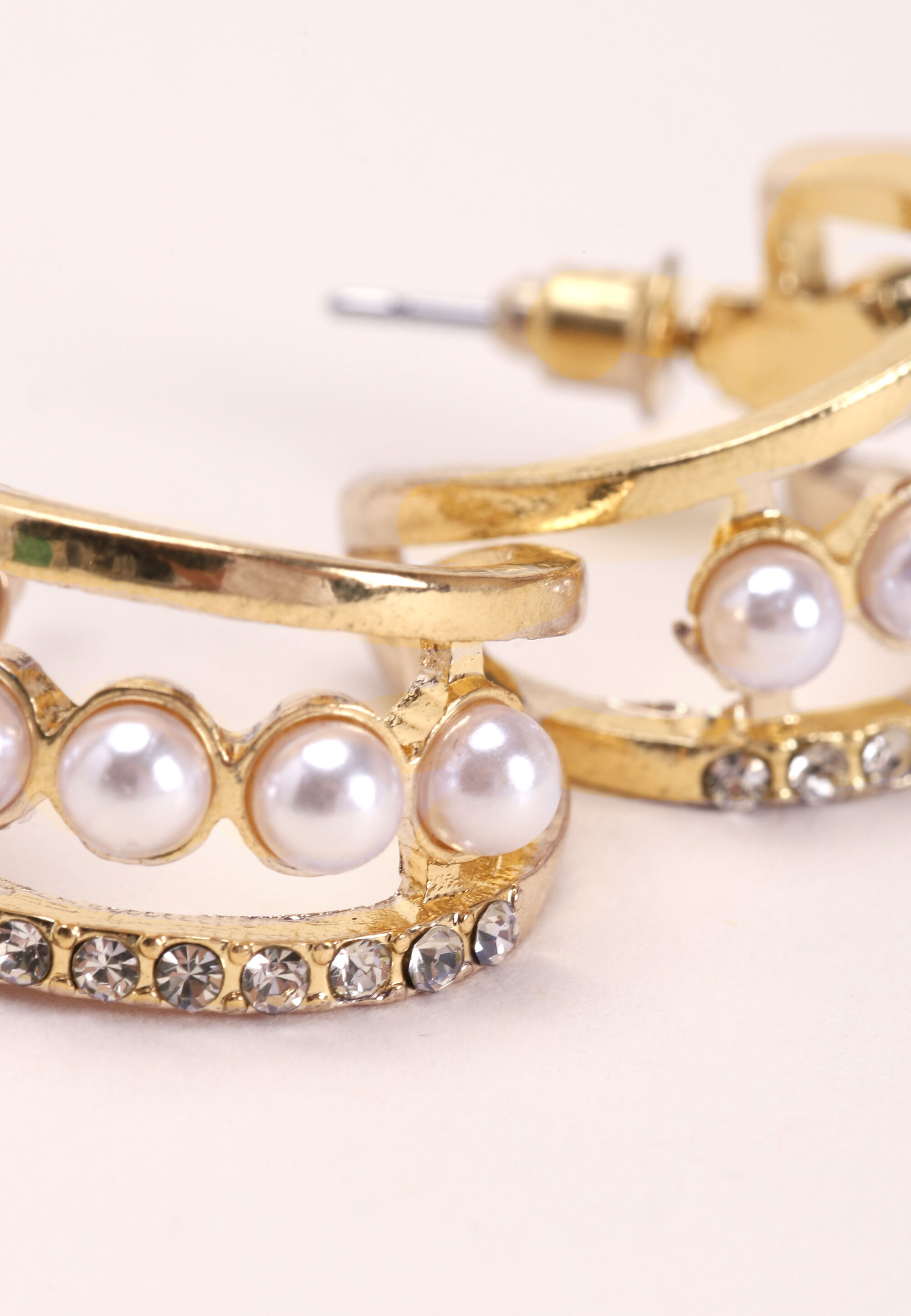 Womens Gold & Pearl Small Hoop Earrings