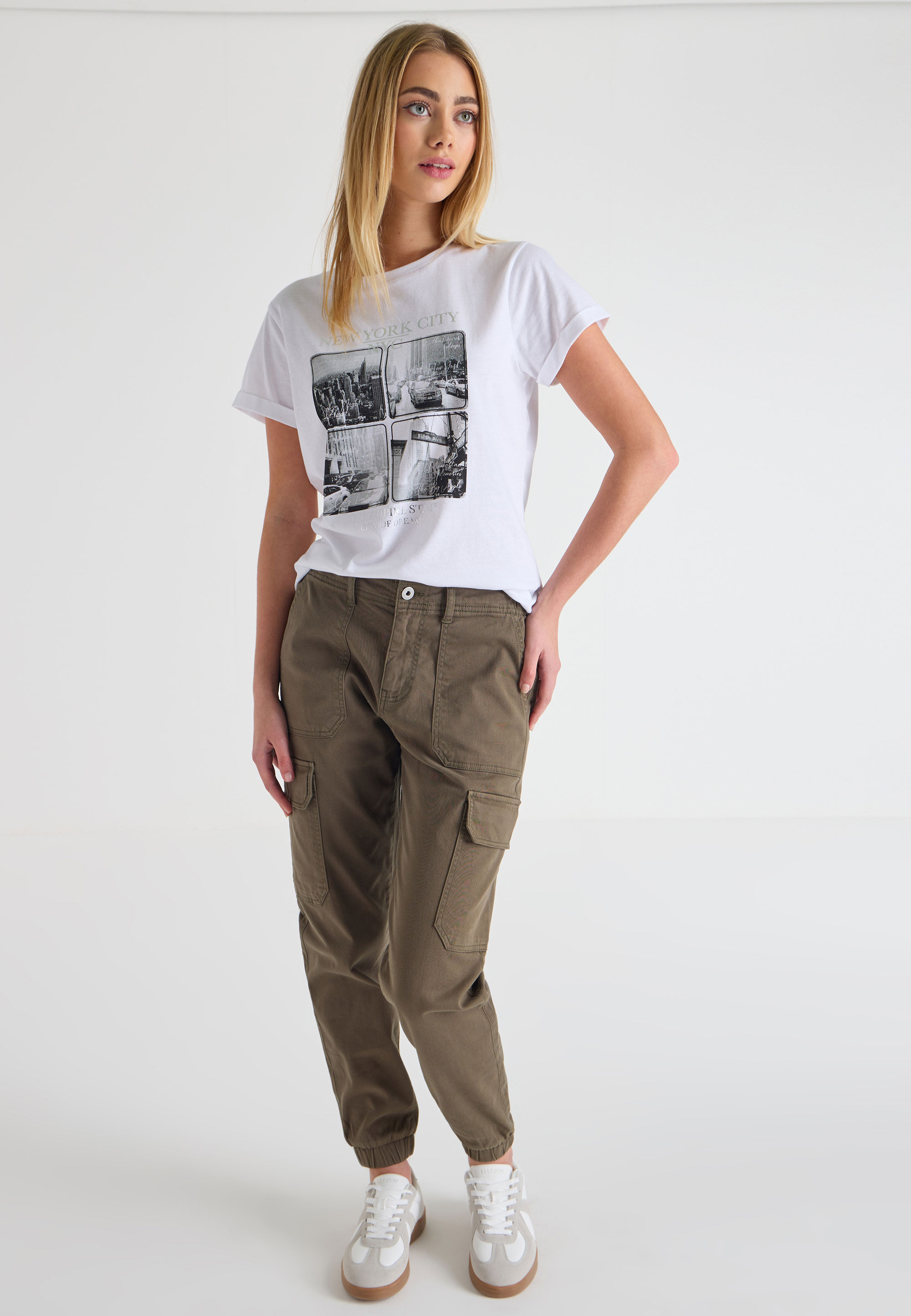 Womens White NYC Graphic T-Shirt